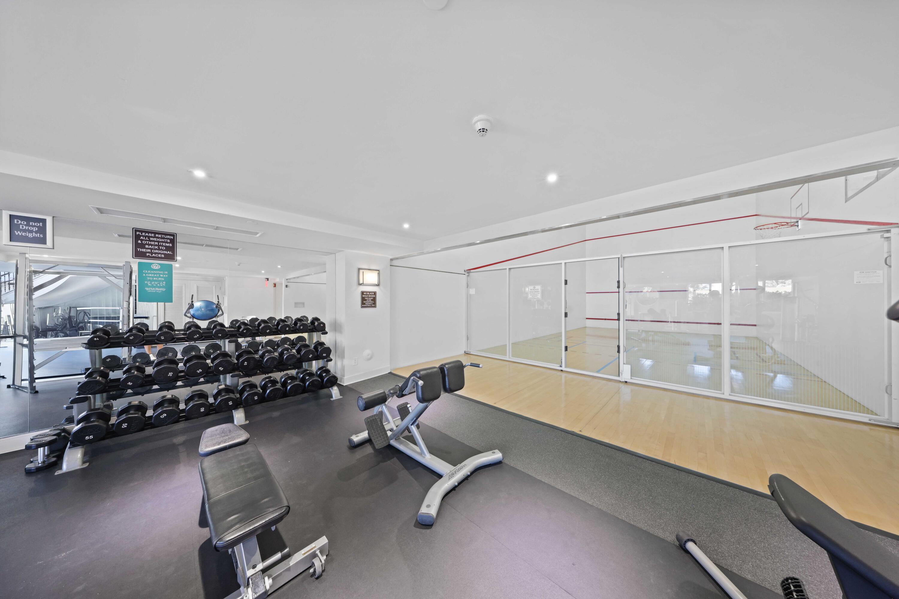 PALMS TOWER TWO CONDO - Residential Lease