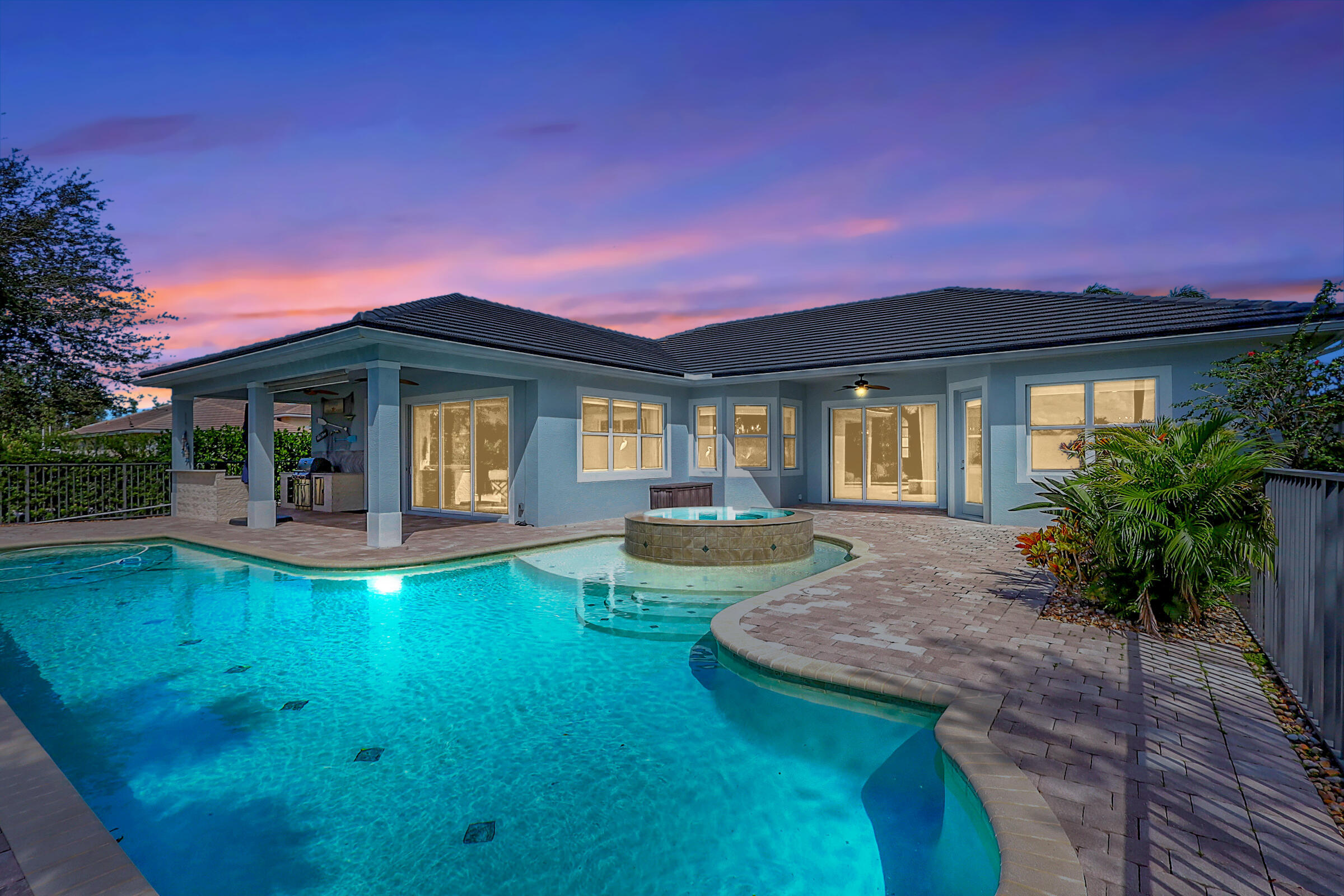 WATERFRONT POOL HOME WITH PRIVATE DOCK & OCEAN ACCESS!!! THIS STUNNING 4 BED, 3-1/2 BATH HOME, AVAILABLE FOR SHOWINGS BEGINNING AUGUST, 1 2026. PROFESSIONAL INTERIOR DESIGN. LISTING OFFERED UNFURNISHED.  FURNISHINGS, DECOR & ACCESSORIES MAY BE PURCHASED UNDER SEPARATE AGREEMENT. MAJOR UPGRADES JUST COMPLETED. ELEGANT WHITE CABINETS, NEW QUARTZ COUNTER TOPS, LARGE KITCHEN ISLAND WITH S.S. ''LG'' & FISHER & PAYKEL APPLIANCES, POOLSIDE SUMMER KITCHEN, PREMIUM EXTRA-LARGE CORNER LOT WITH NO OTHER HOMES AT FRONT, BACK, OR NORTH SIDE!                                                                                                                                                                                            PRIVATELY OWNED BOAT DOCK WITH 13,000 LB. BOAT LIFT AND NO FIXED BRIDGES TO THE ATLANTIC OCEAN! ENJOY WATER VIEWS & HAPPY HOUR SUNSETS FROM YOUR OWN POOL & DOCK. THIS IS FLORIDA WATERFRONT LIVING AT IT'S FINEST!