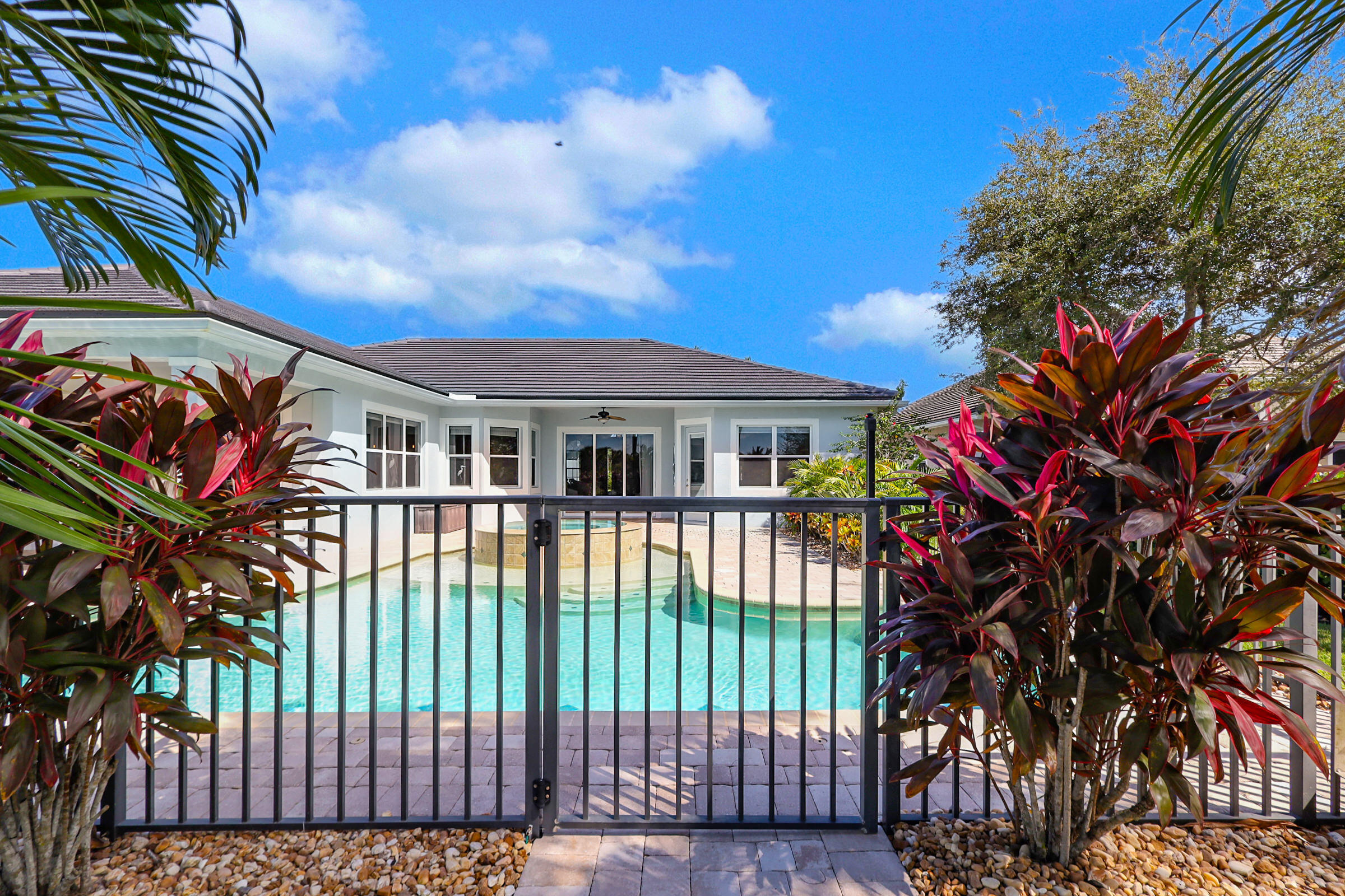 LOST RIVER MANORS - Residential