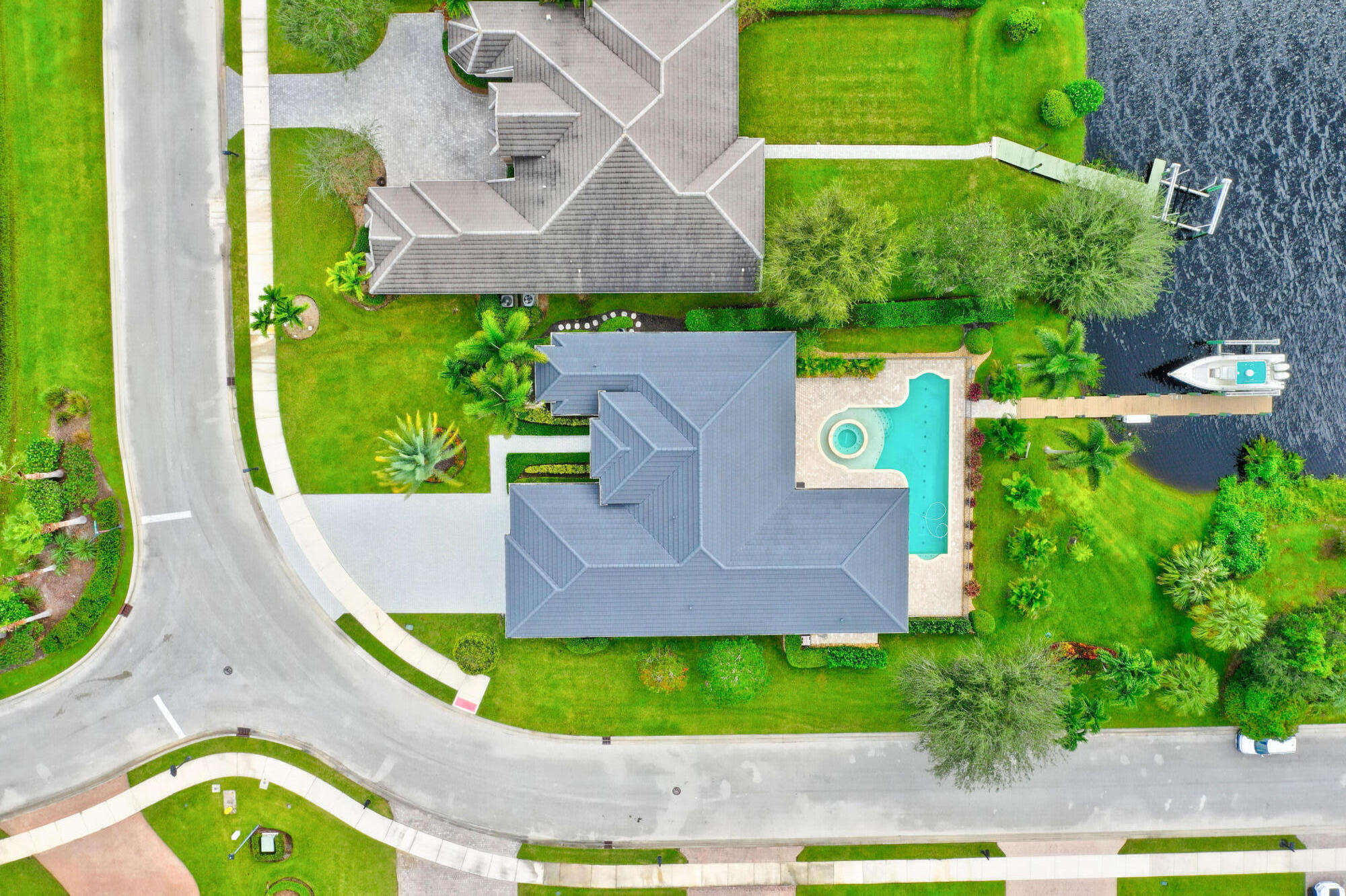 LOST RIVER MANORS - Residential