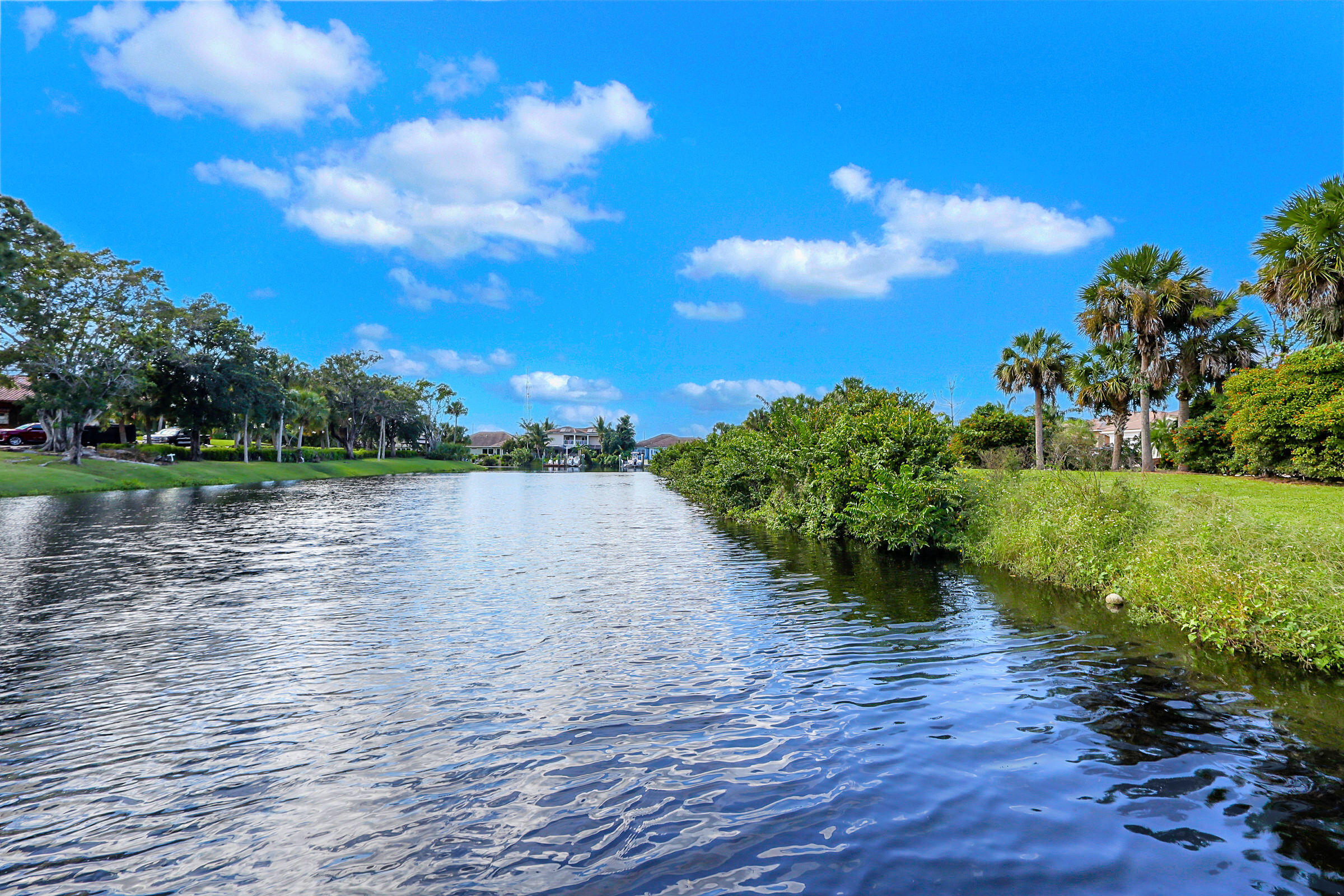 LOST RIVER MANORS - Residential