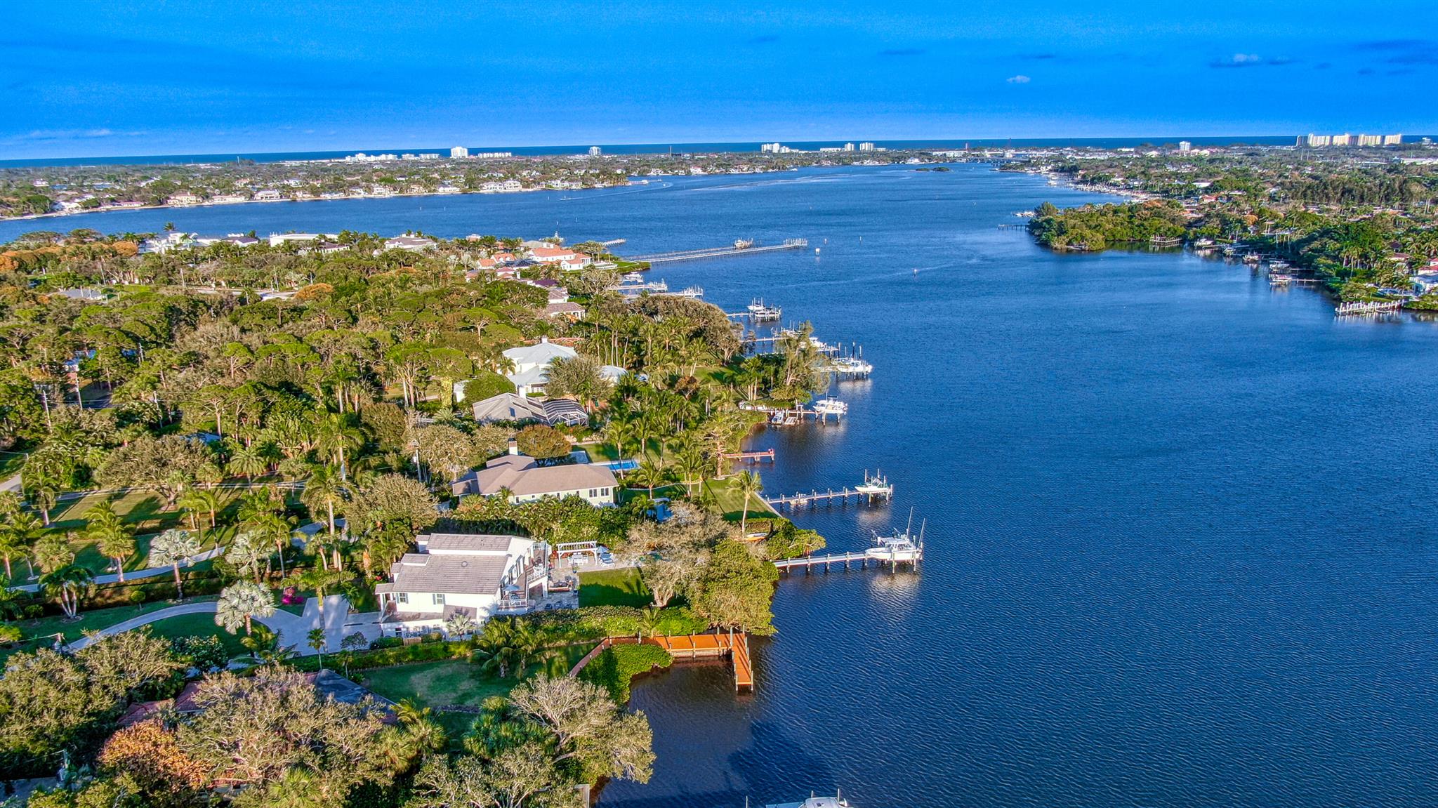 PENNOCK POINT - Residential