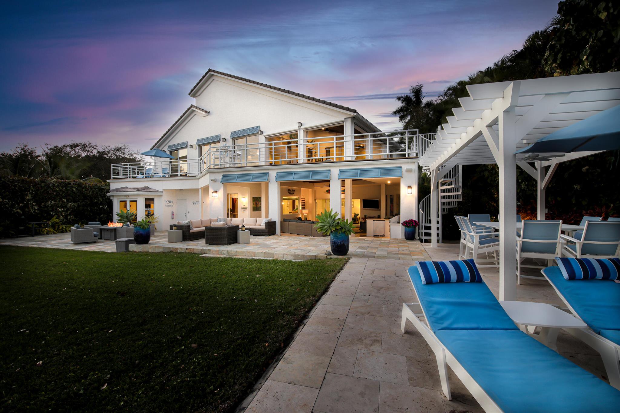 PENNOCK POINT - Residential