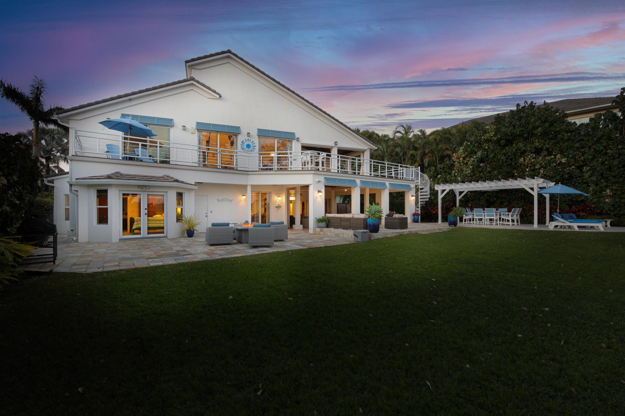 PENNOCK POINT - Residential