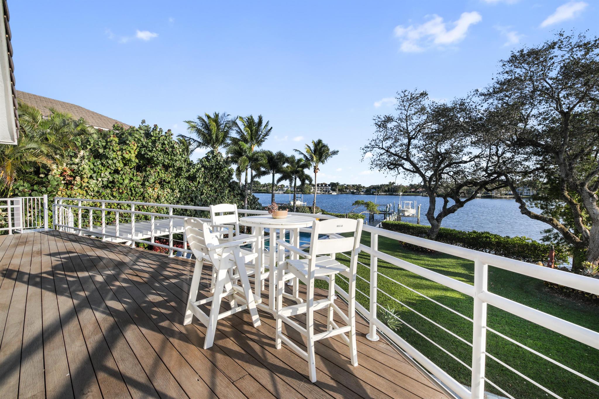 PENNOCK POINT - Residential