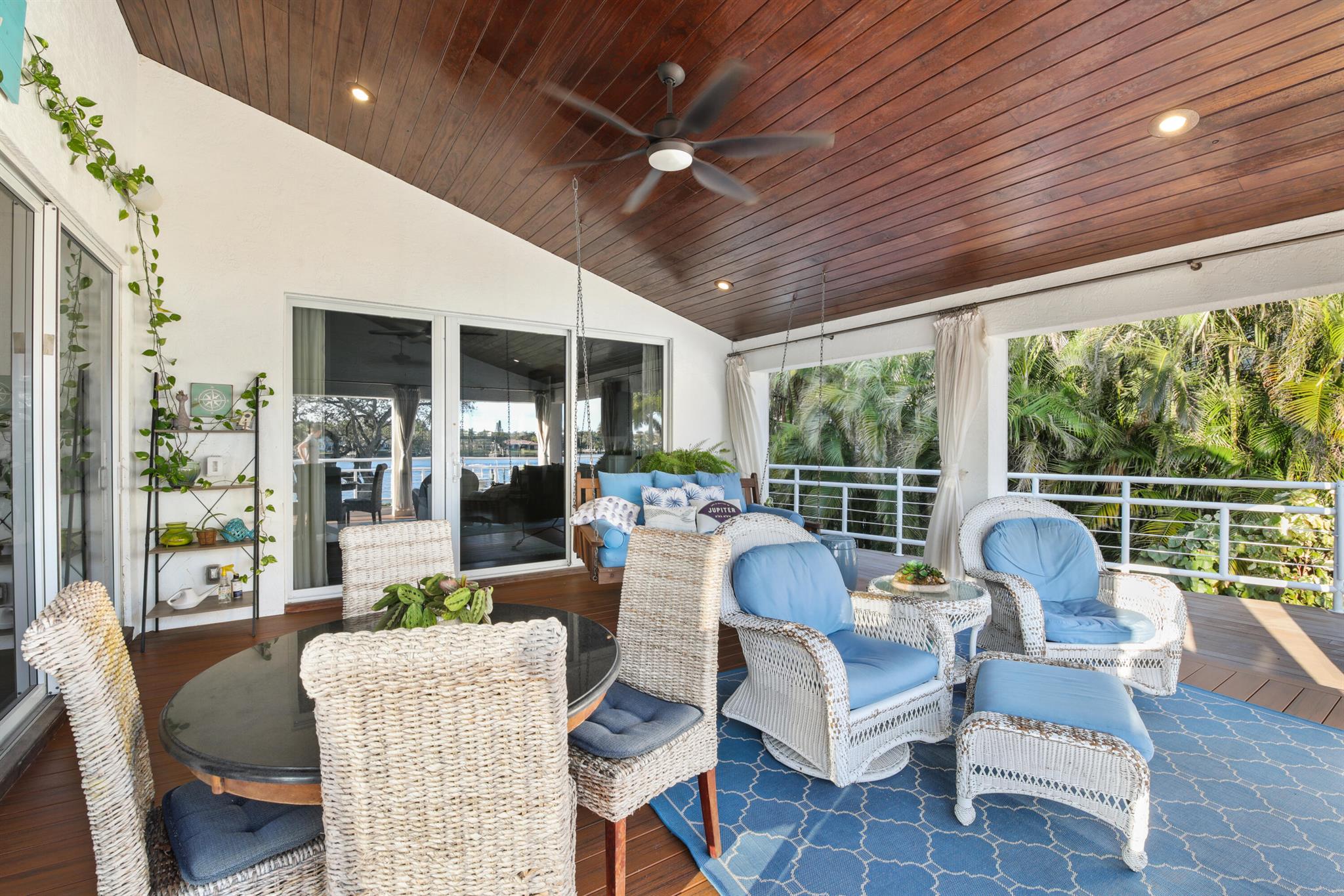 PENNOCK POINT - Residential