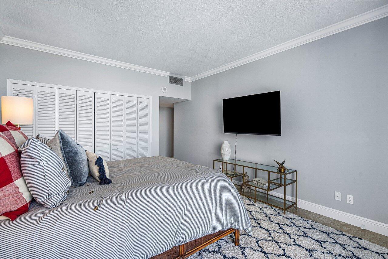 OLD PORT COVE CONDO FIVE - Residential