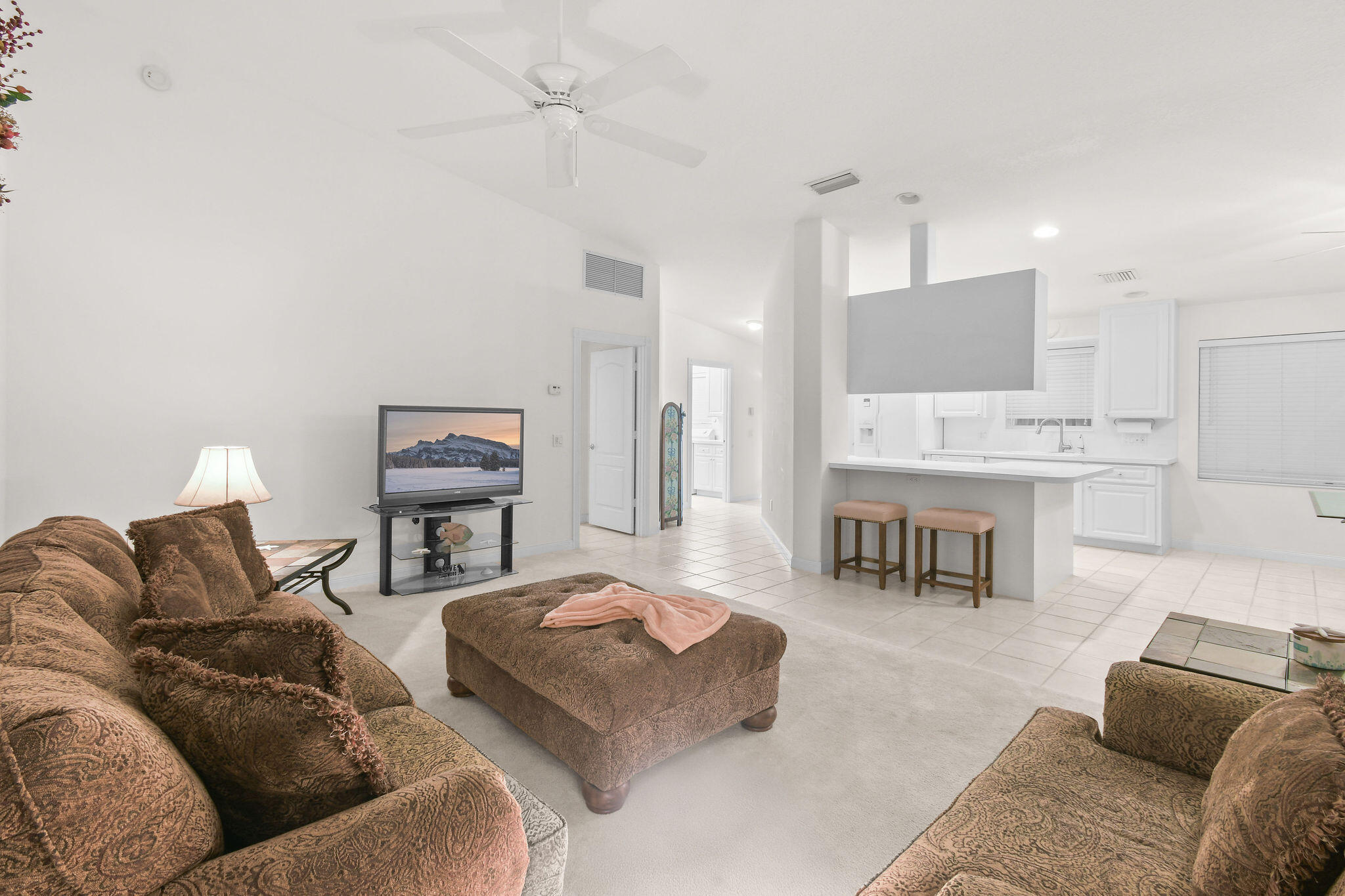 DOUBLE TREE - Residential