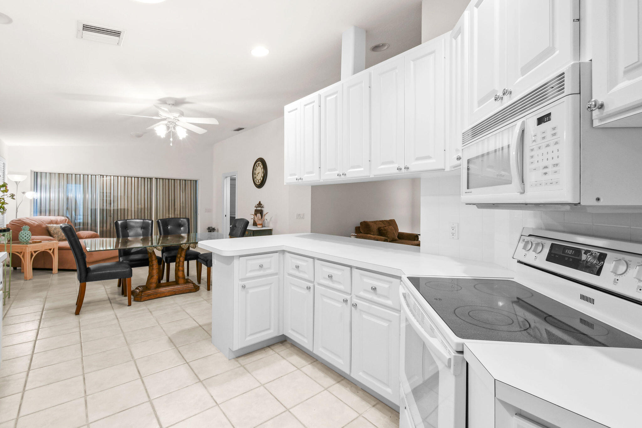 DOUBLE TREE - Residential
