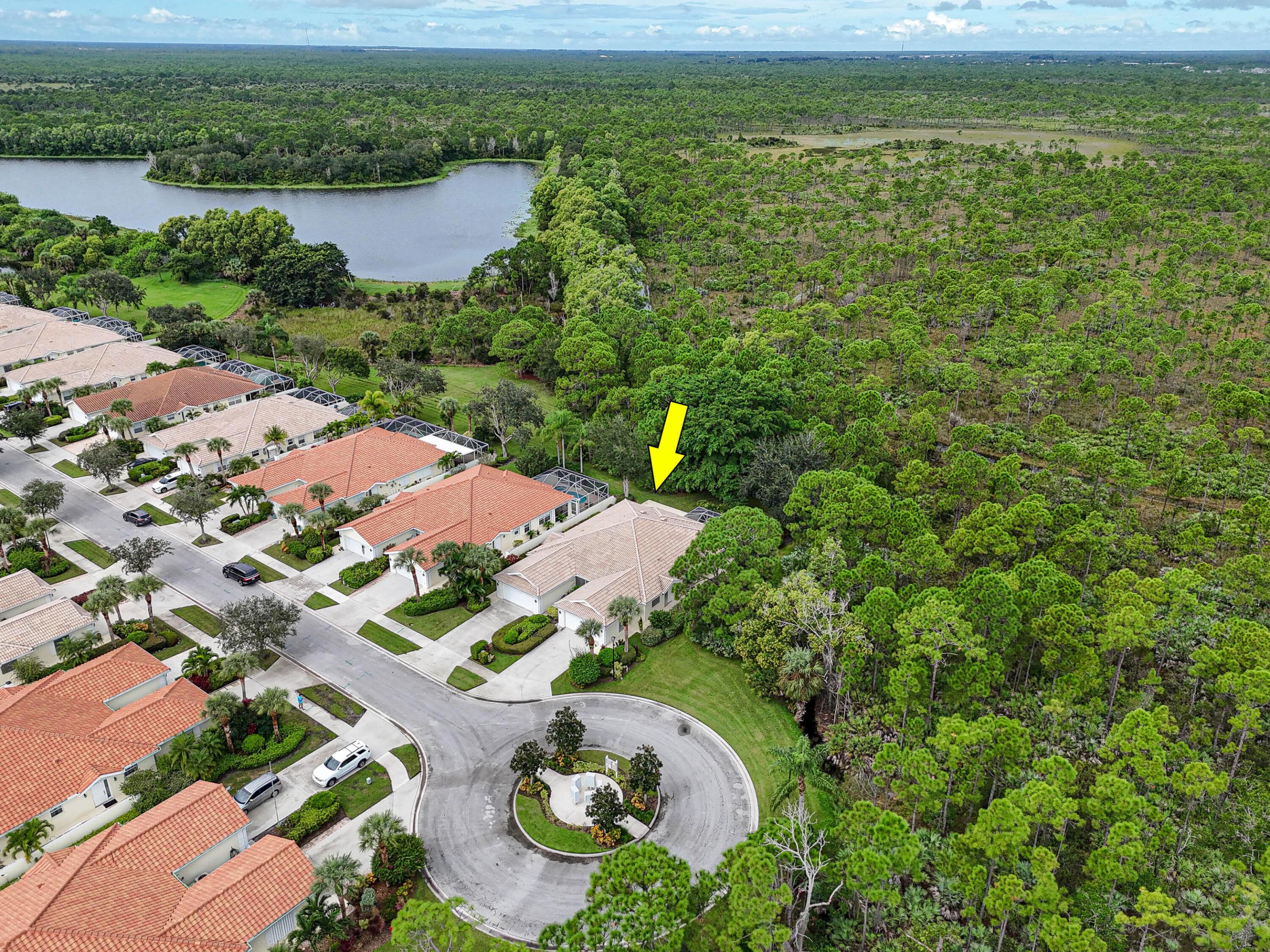 DOUBLE TREE - Residential