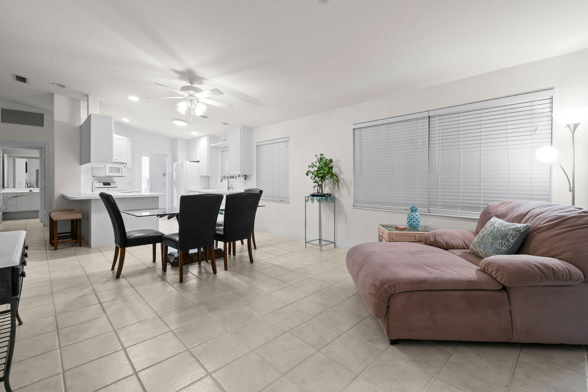 DOUBLE TREE - Residential