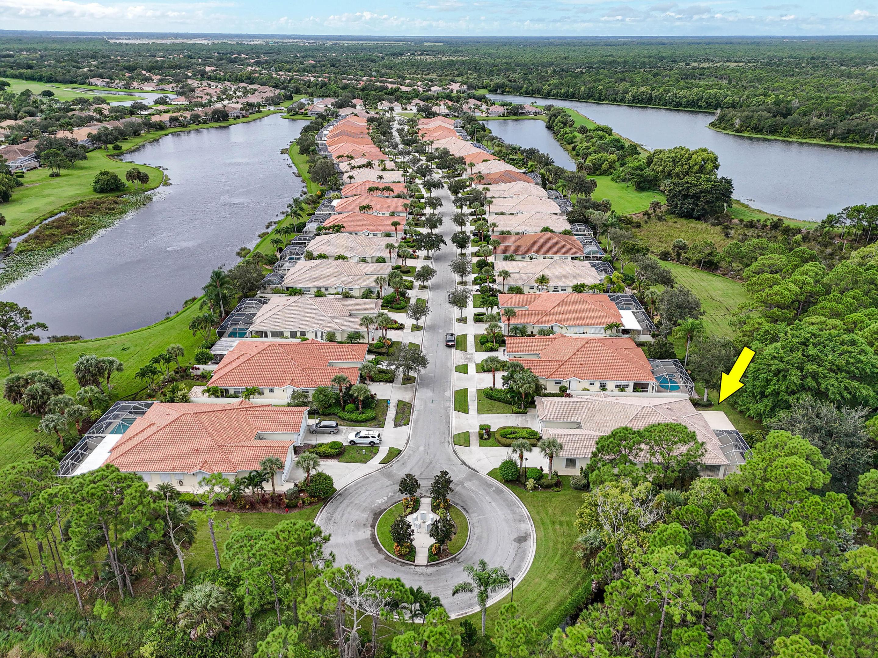 DOUBLE TREE - Residential