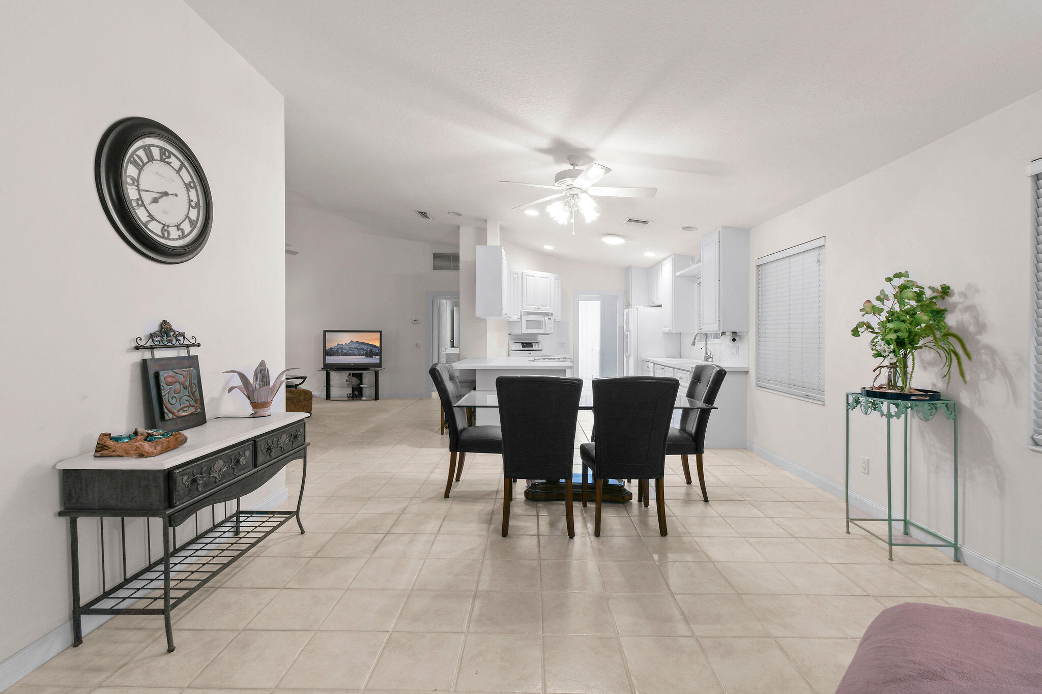 DOUBLE TREE - Residential