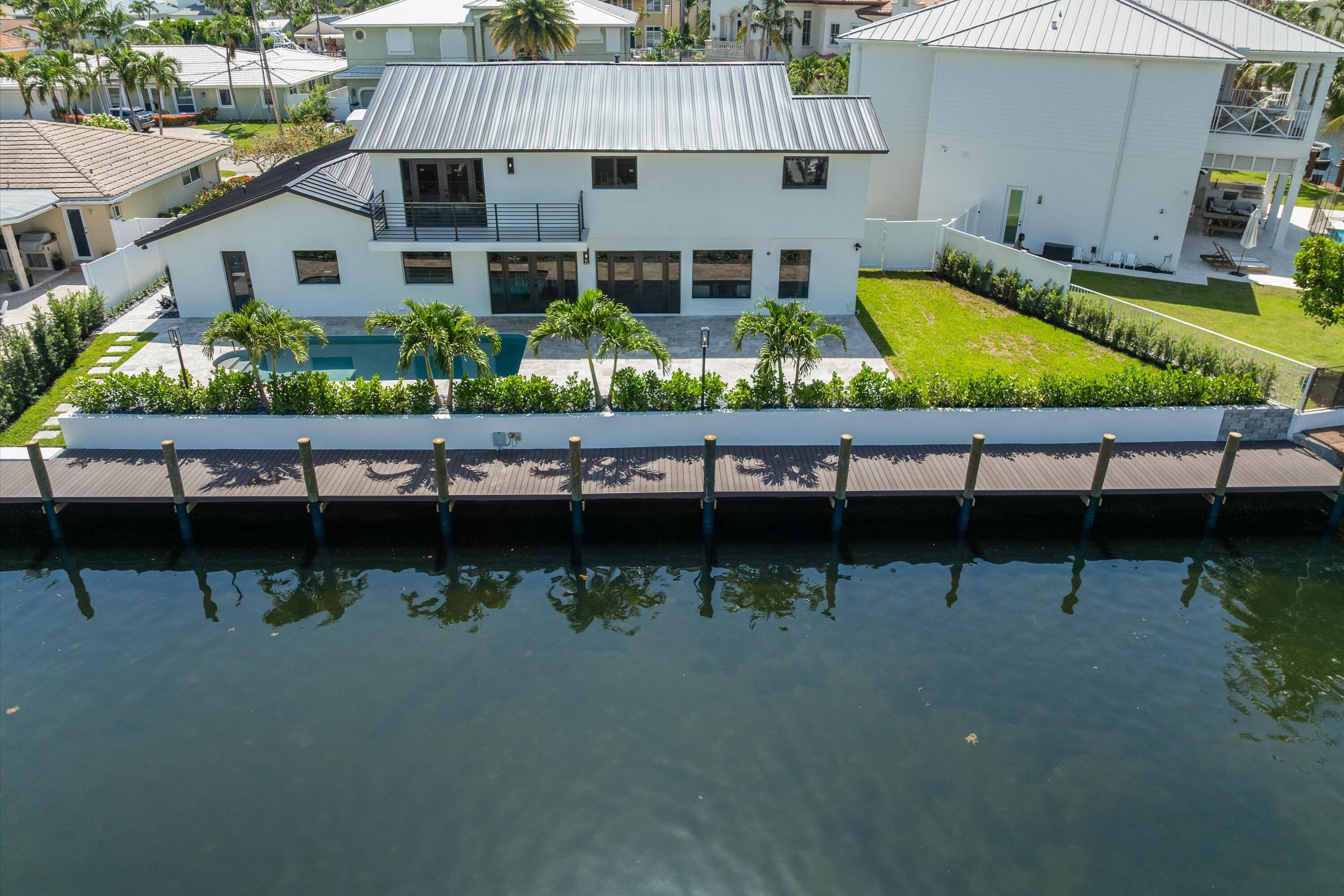 VENETIAN ISLES 1ST SEC - Residential