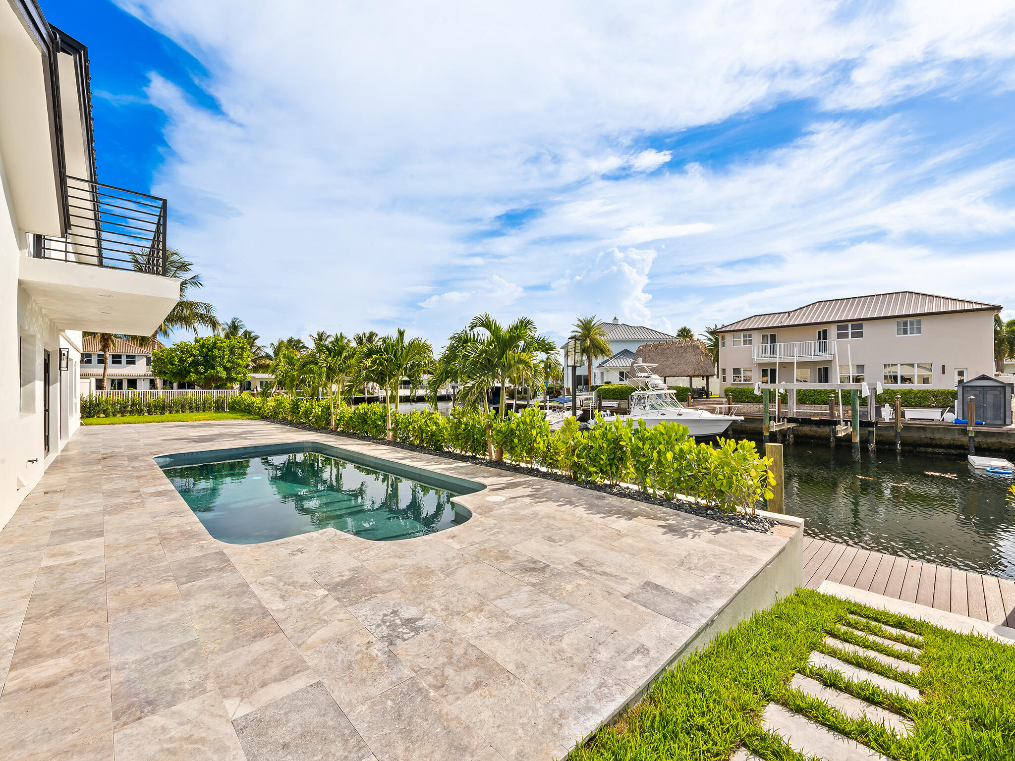 VENETIAN ISLES 1ST SEC - Residential