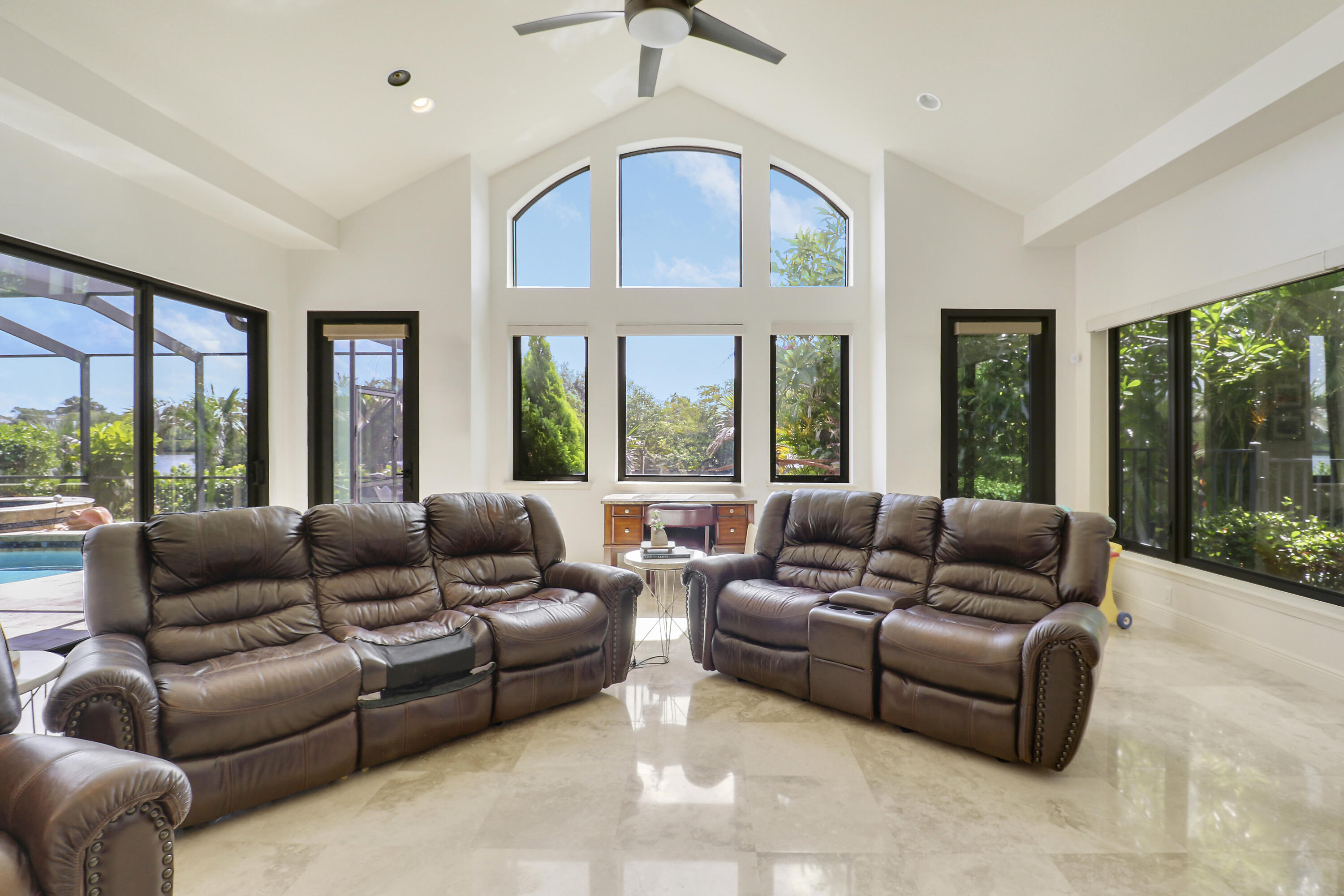 JUPITER RIVER ESTATES - Residential
