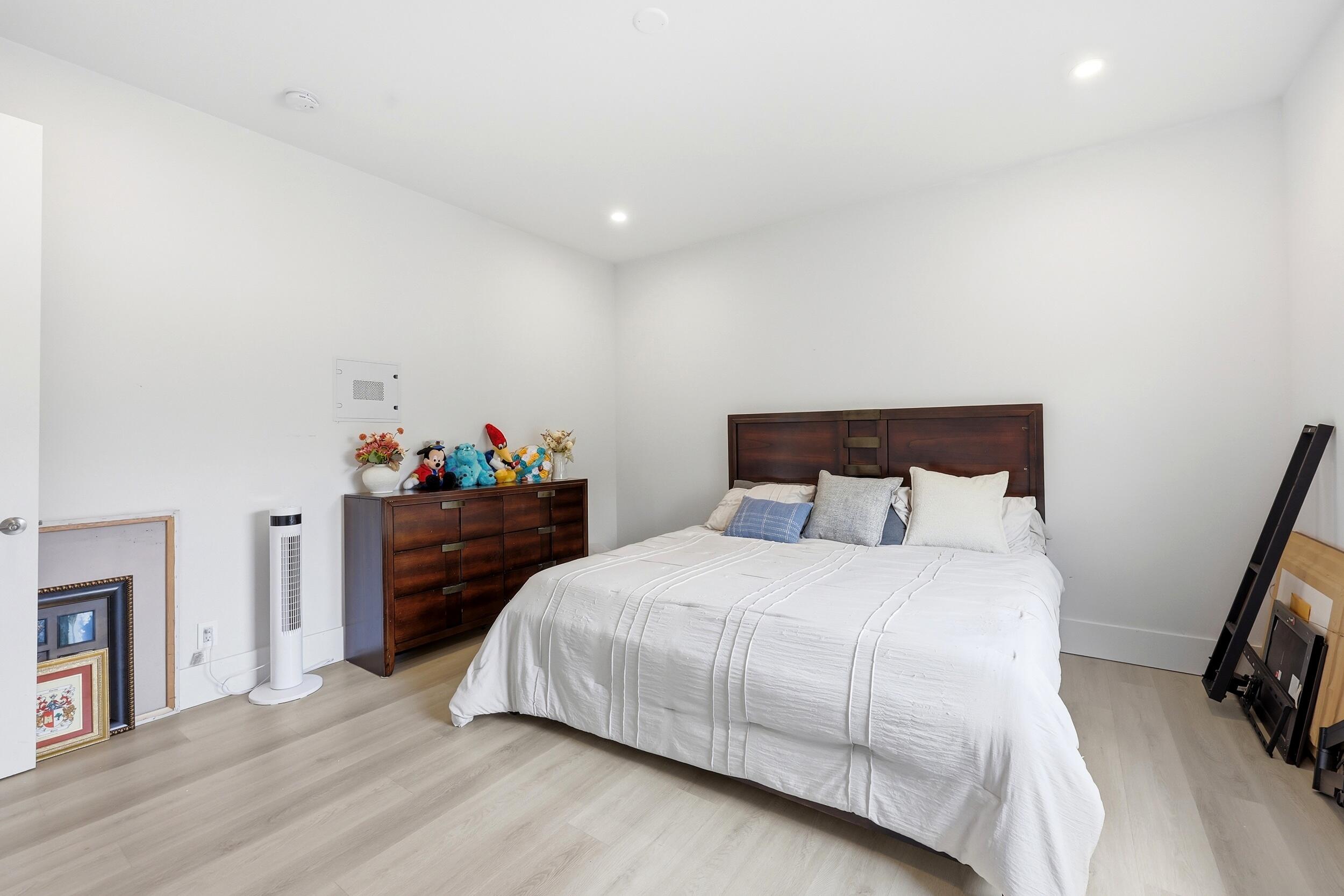 FOREST RIDGE PARK - Residential