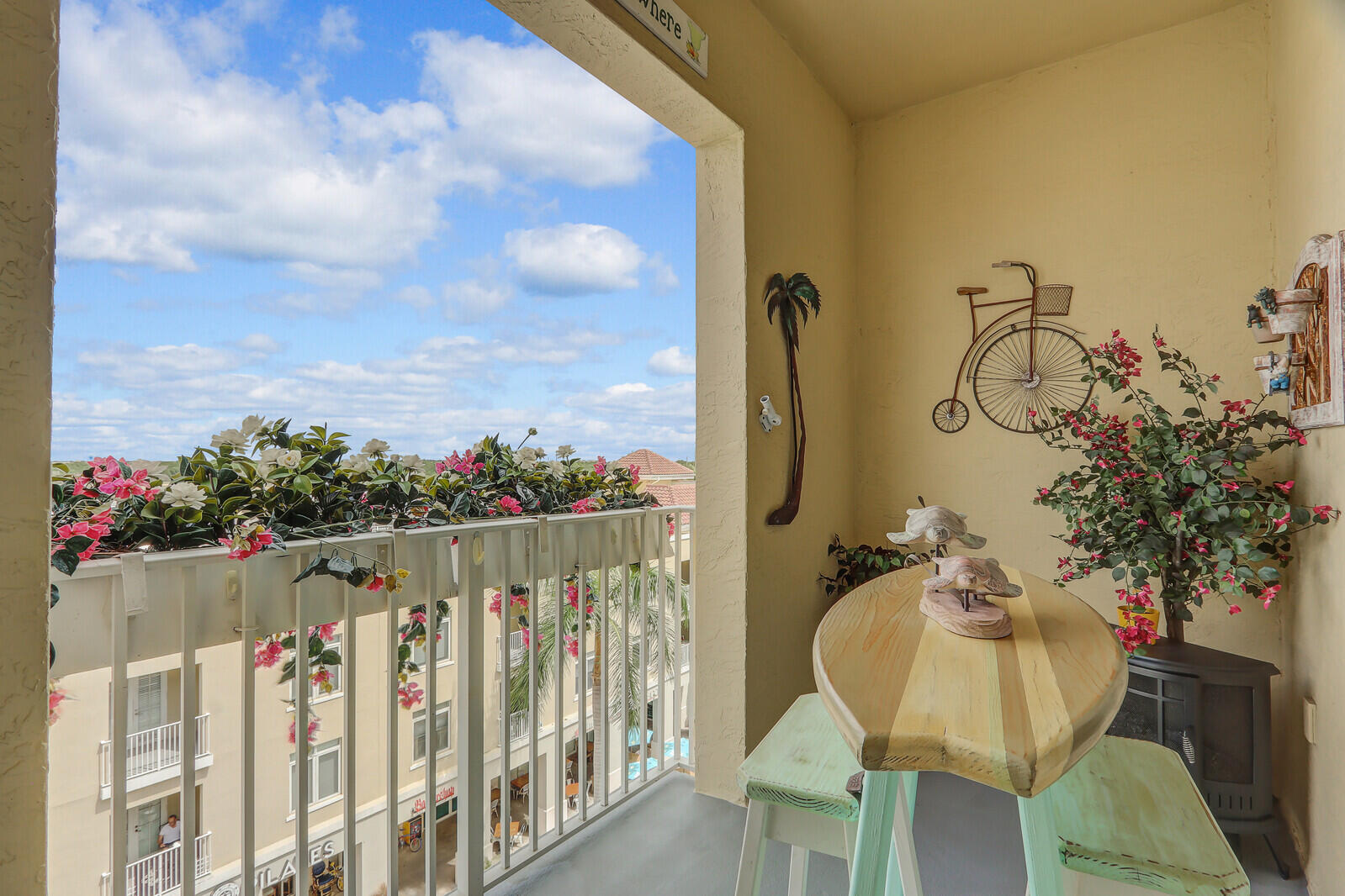 VILLAGE AT ABACOA CONDO - Residential