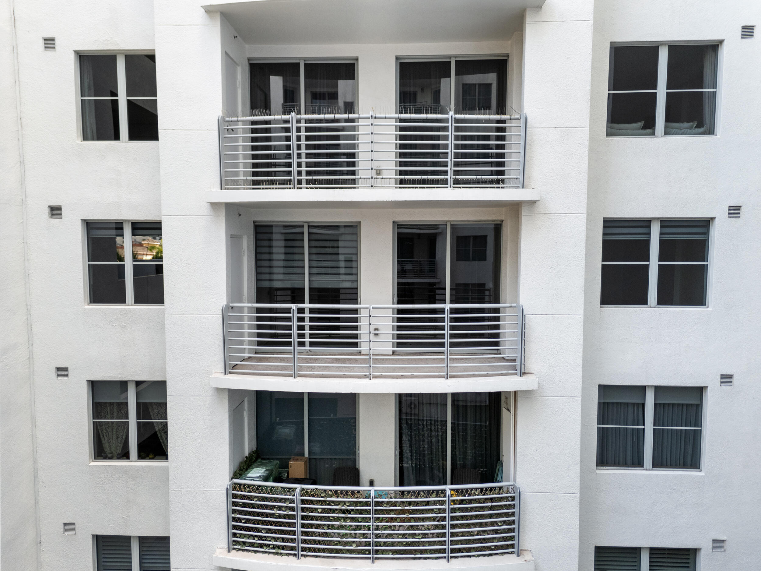 RADIUS CONDO - Residential