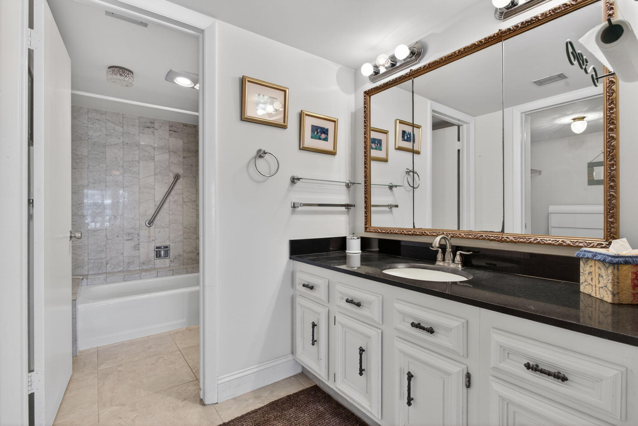 PLAYA DEL MAR CONDO - Residential