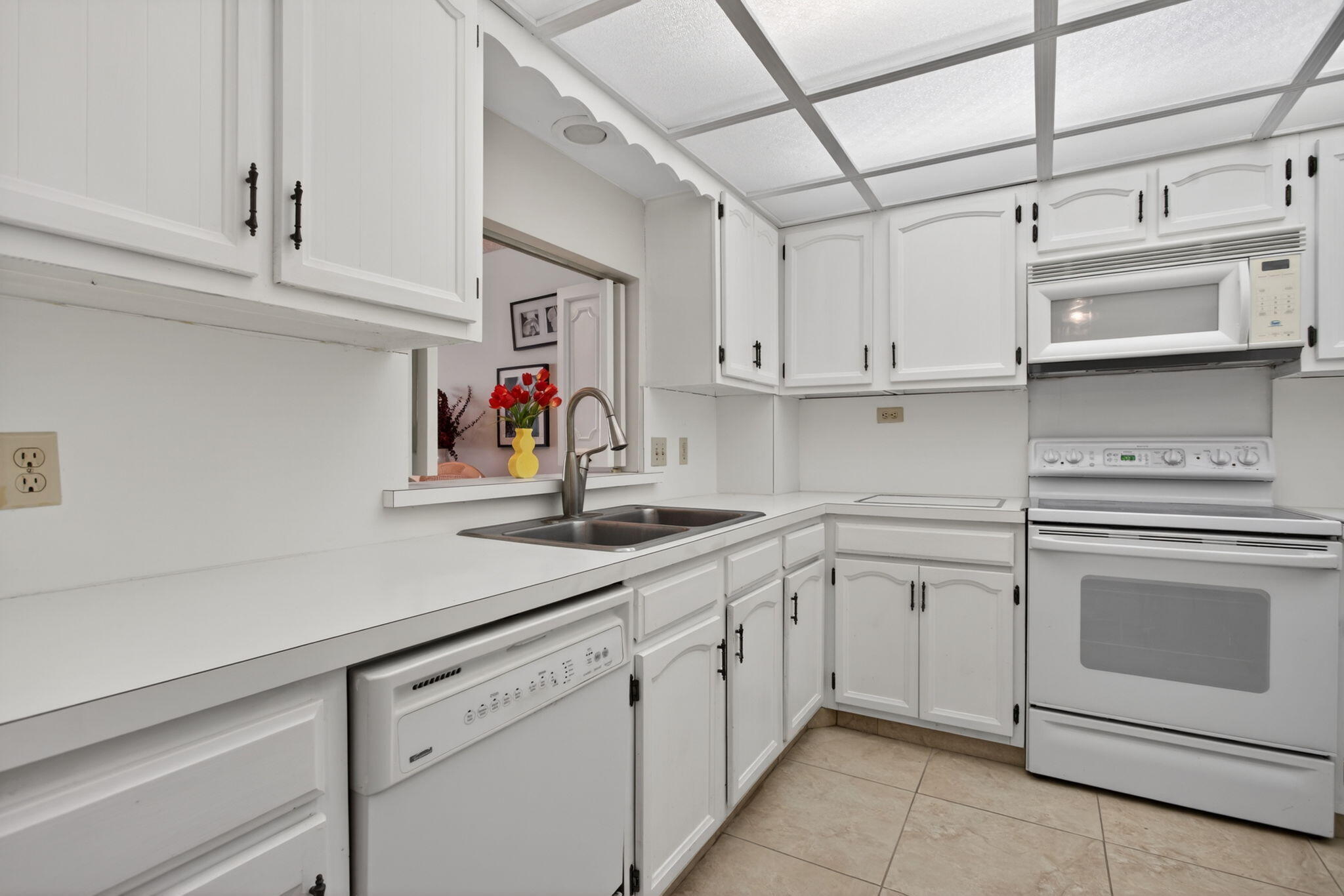 PLAYA DEL MAR CONDO - Residential