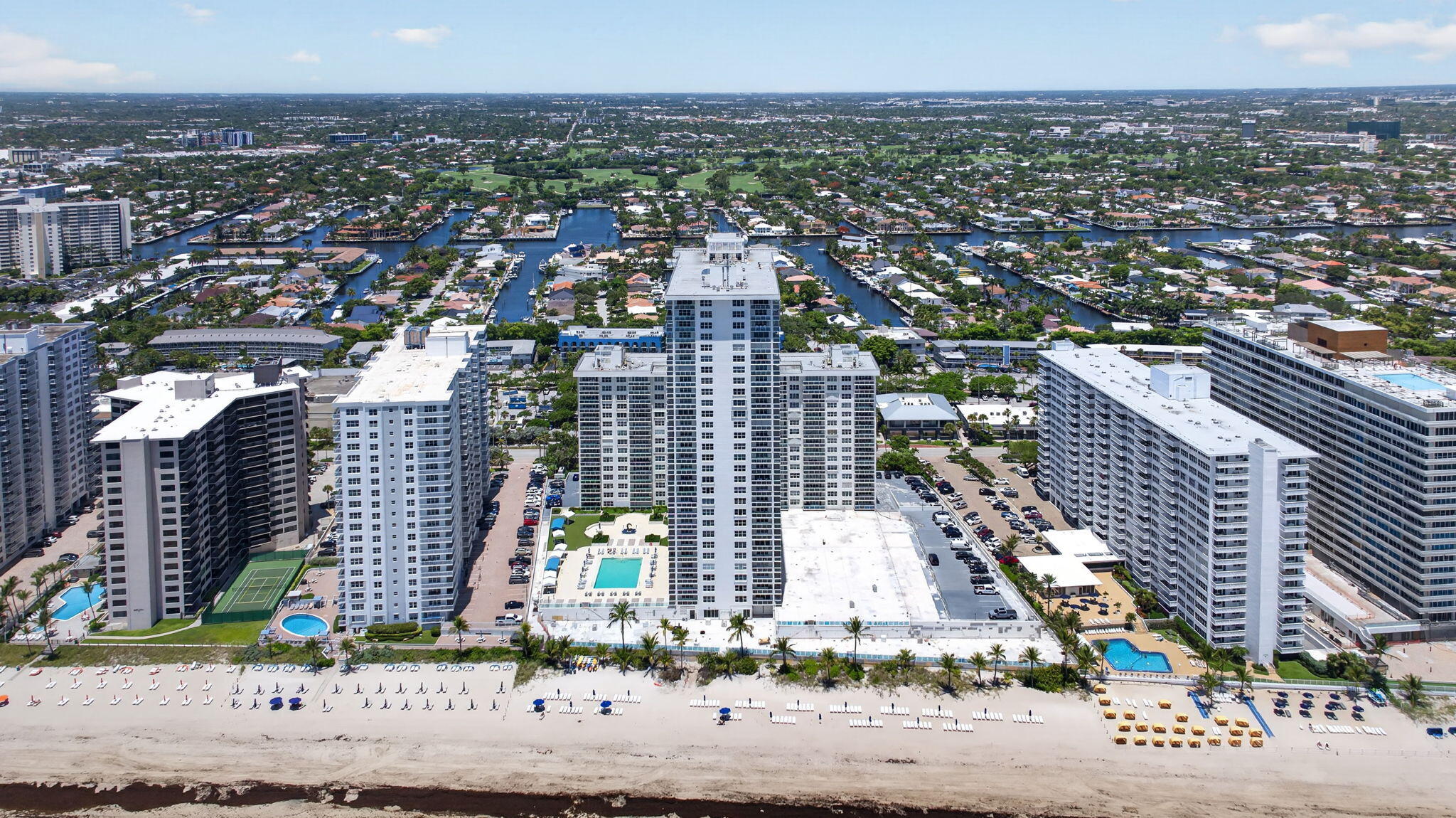 PLAYA DEL MAR CONDO - Residential