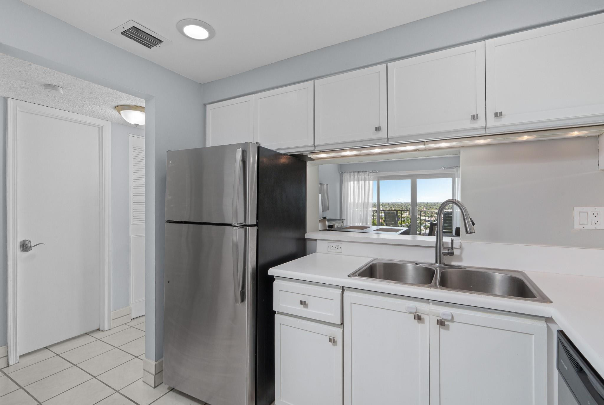 WATERFORD POINT CONDO - Residential