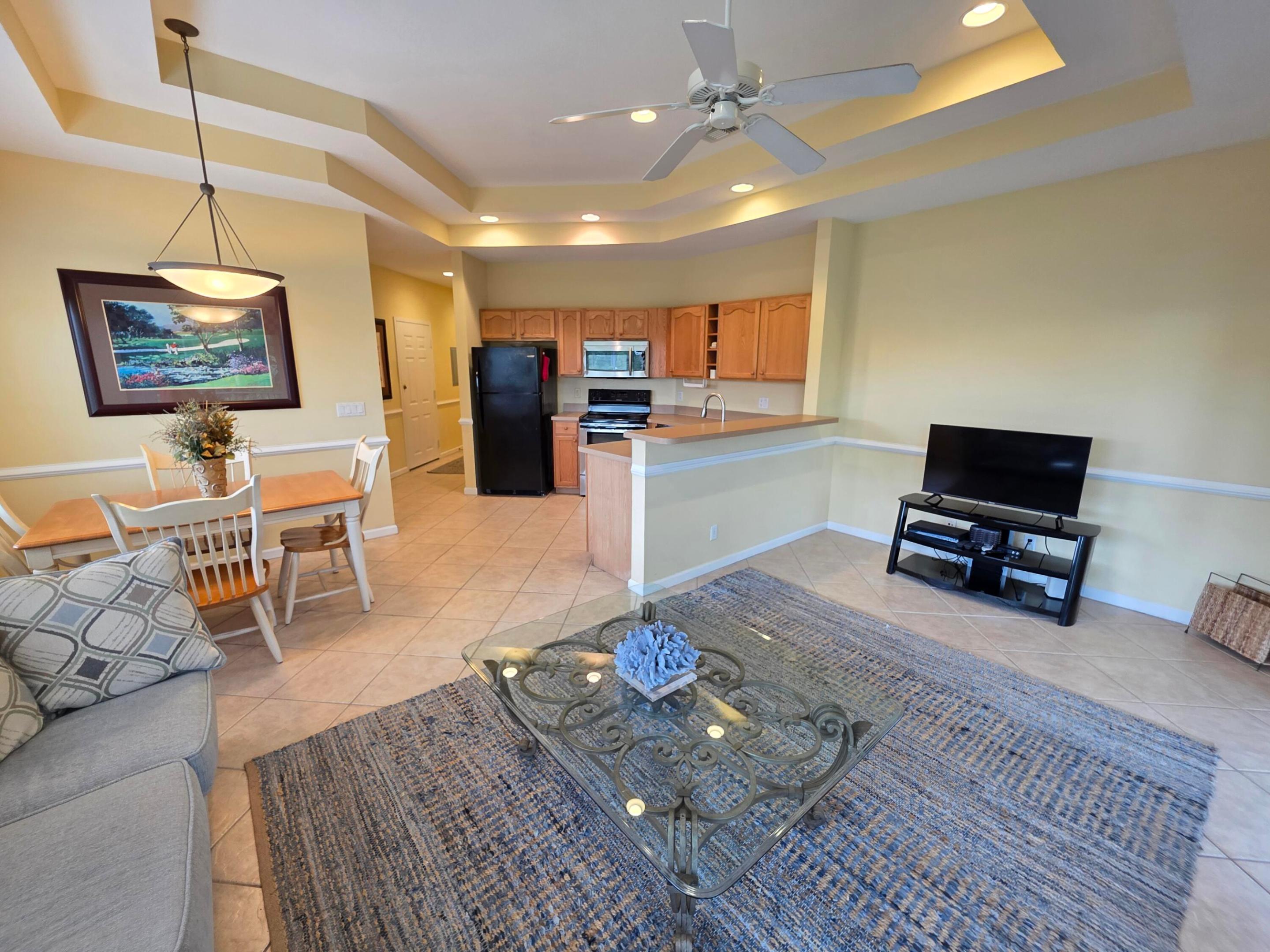 CASTLE PINES CONDOMINIUM - Residential Lease