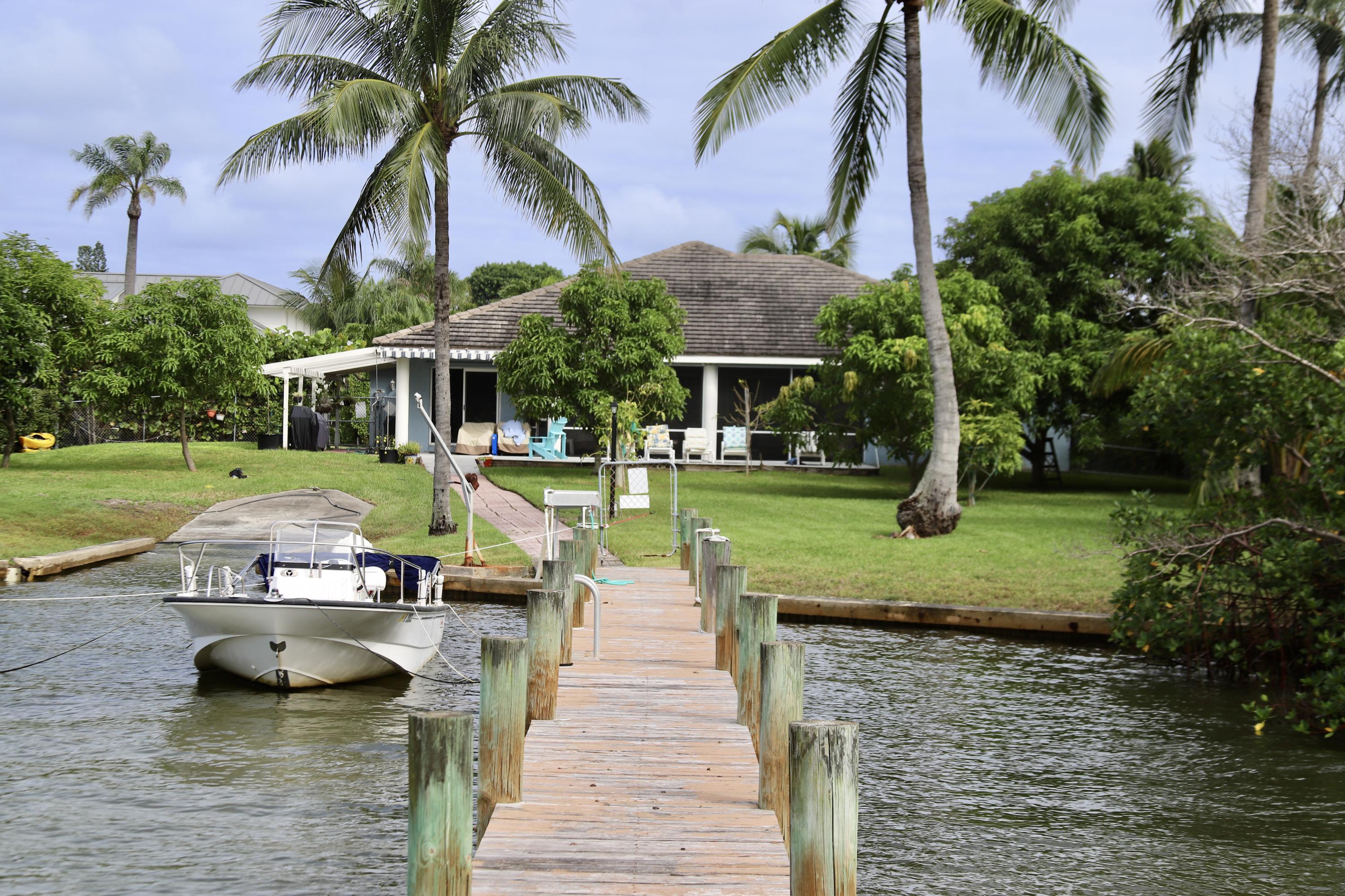JUPITER INLET BEACH COLONY - Residential