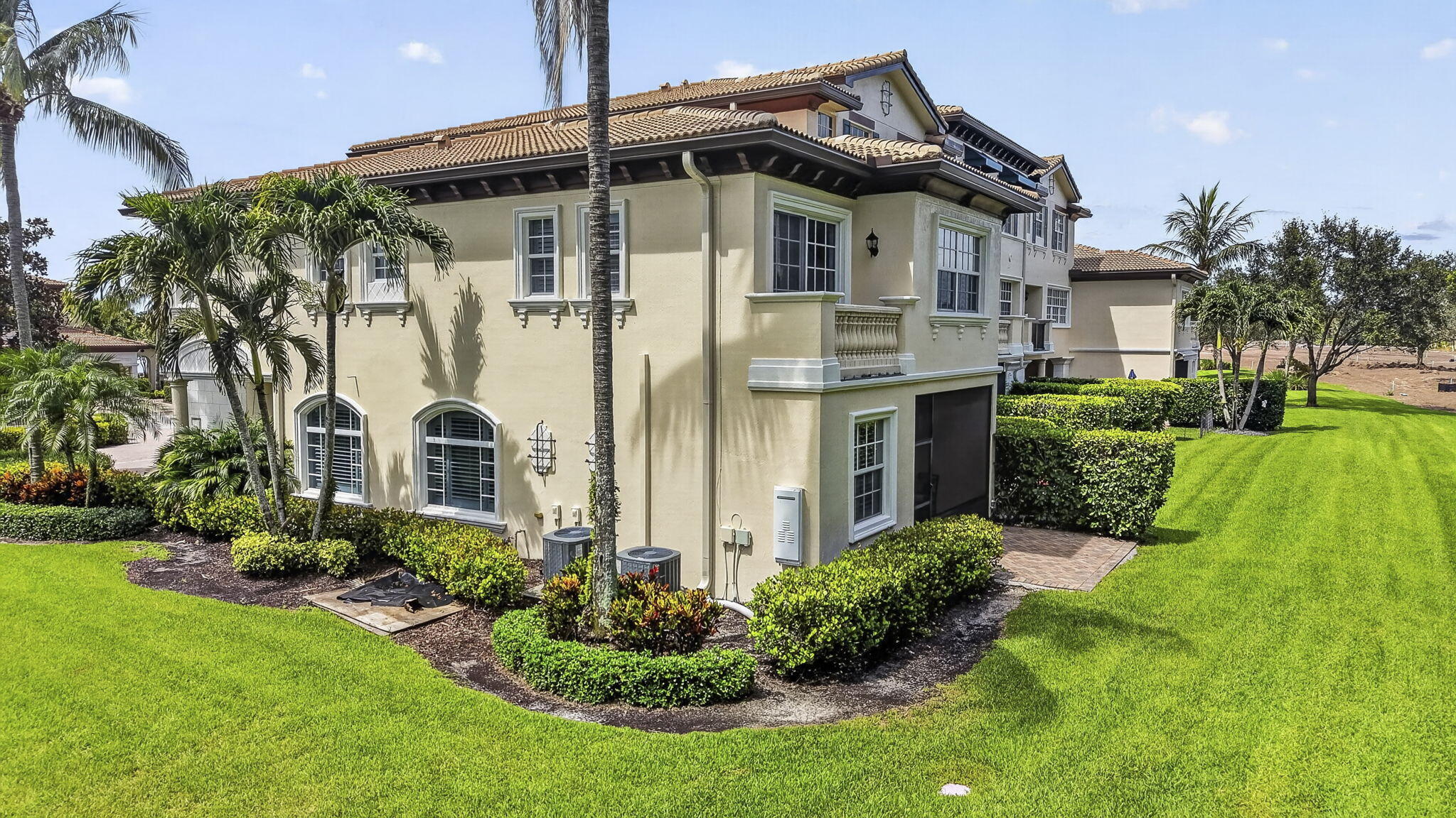JUPITER COUNTRY CLUB CONDO - Residential Lease