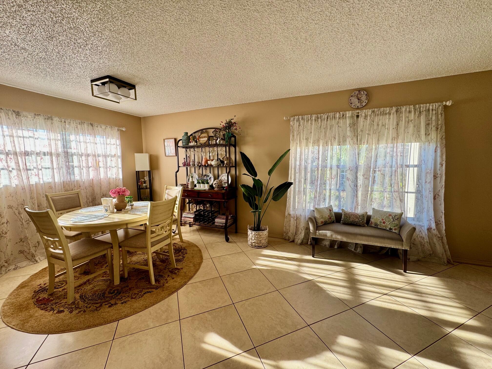 VISTA ST LUCIE - Residential