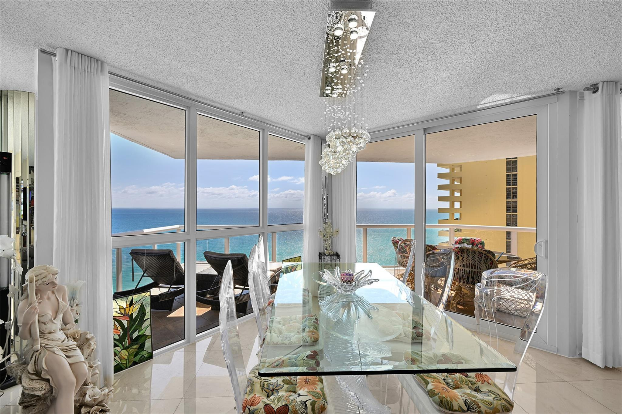 Oceania - Residential