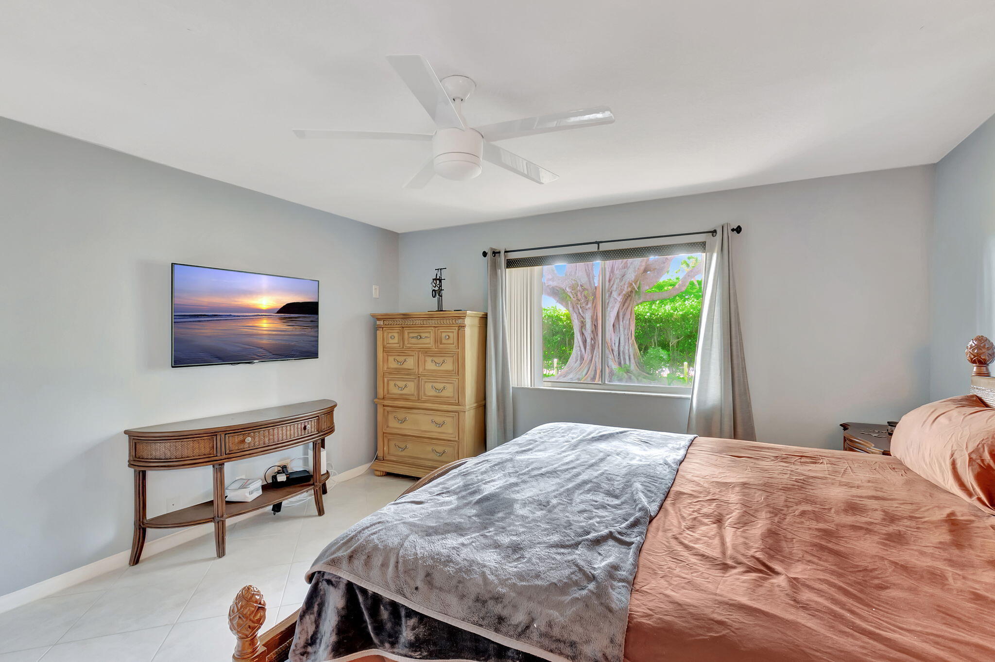 VILLAGES OF ORIOLE BONAIRE - Residential
