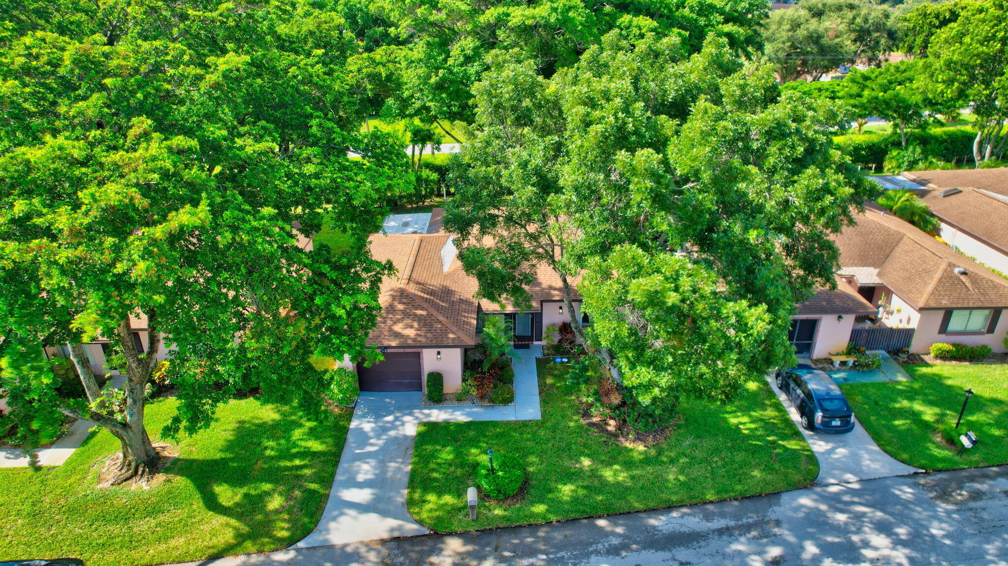 VILLAGES OF ORIOLE BONAIRE - Residential