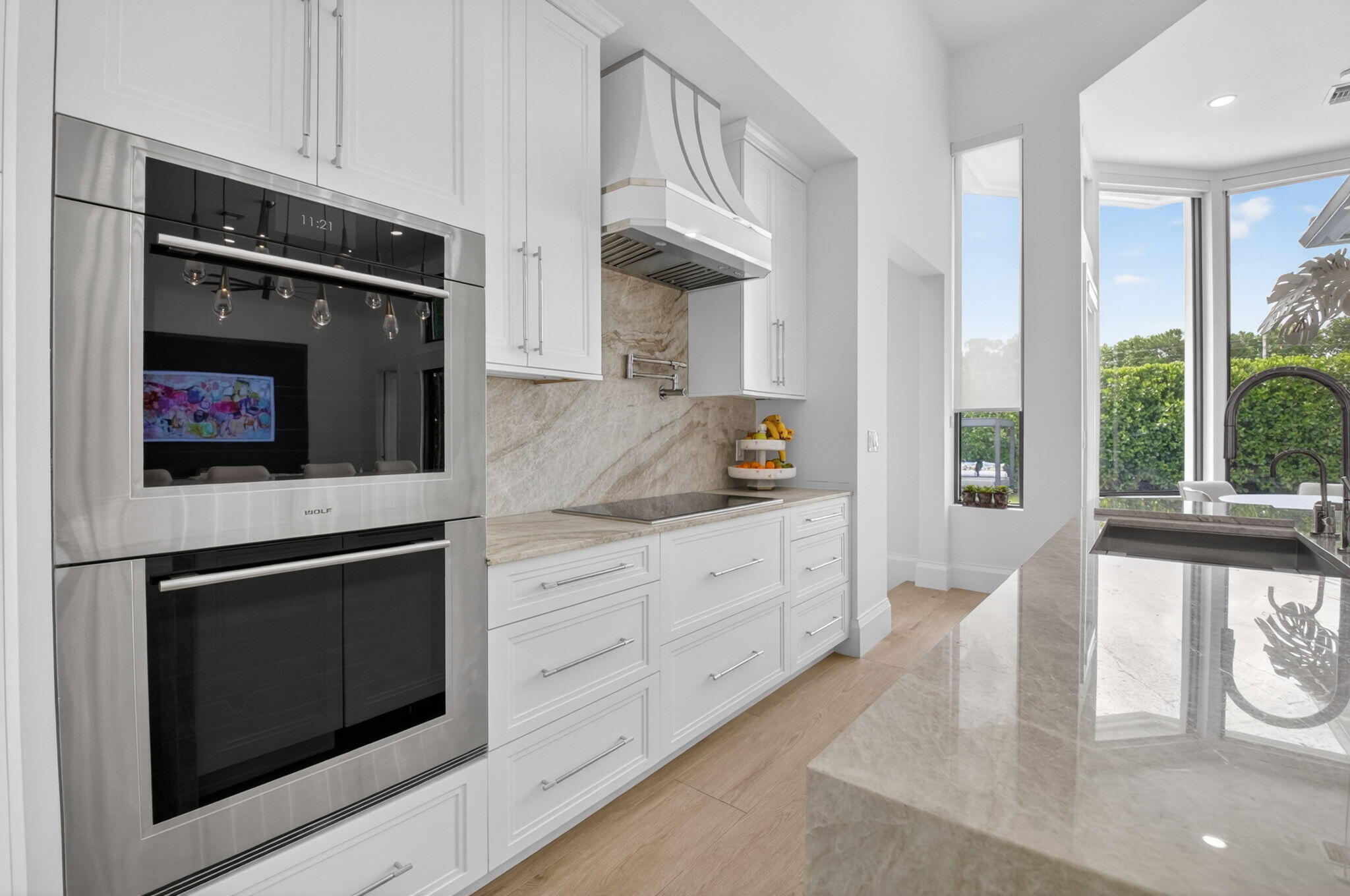 DEVON PLACE - Residential