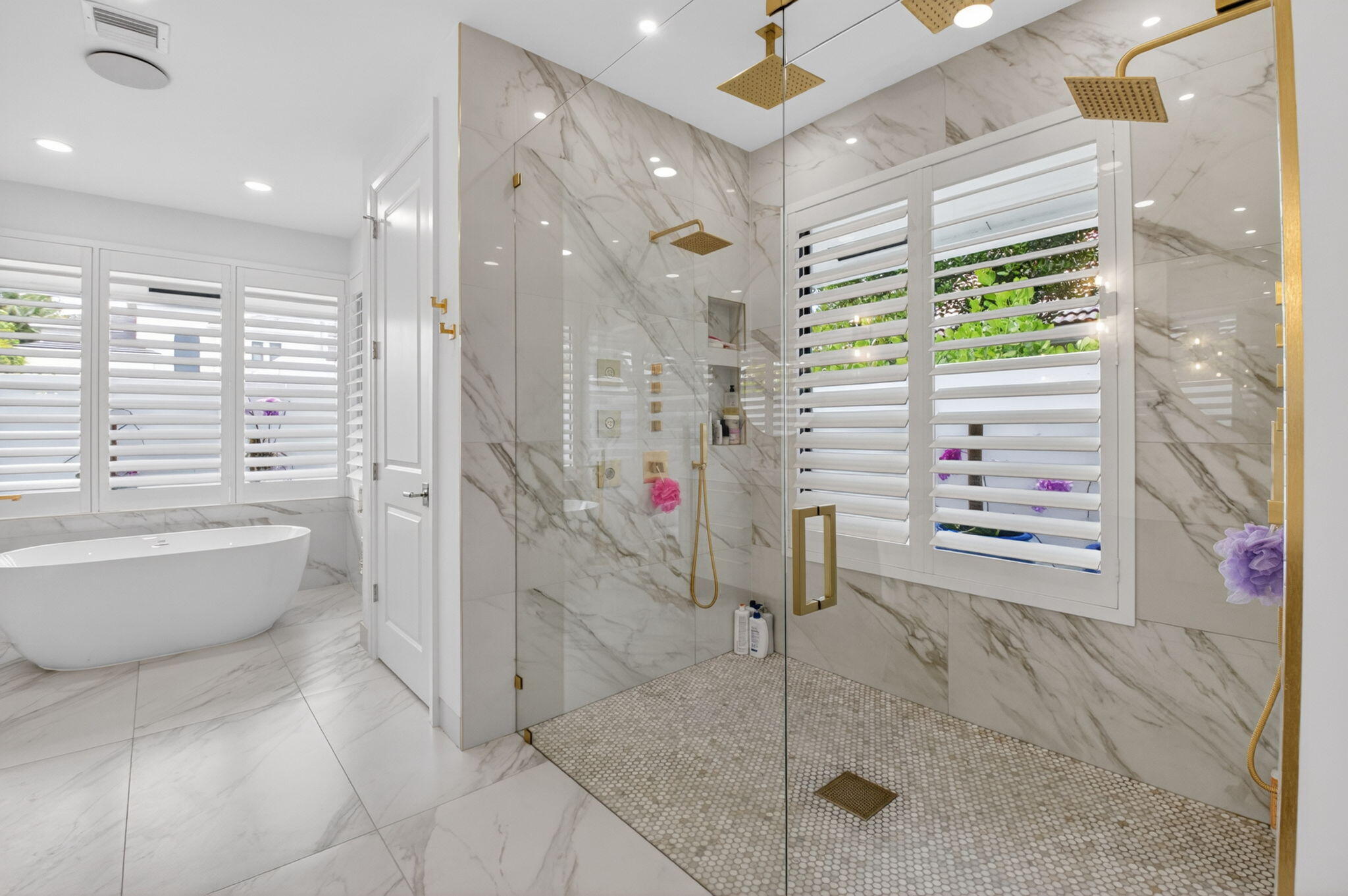 DEVON PLACE - Residential