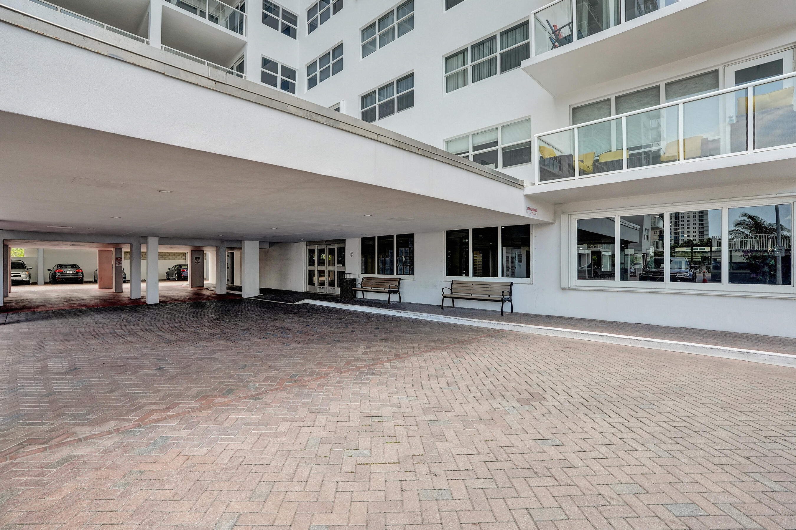 SEA MONARCH CONDO - Residential