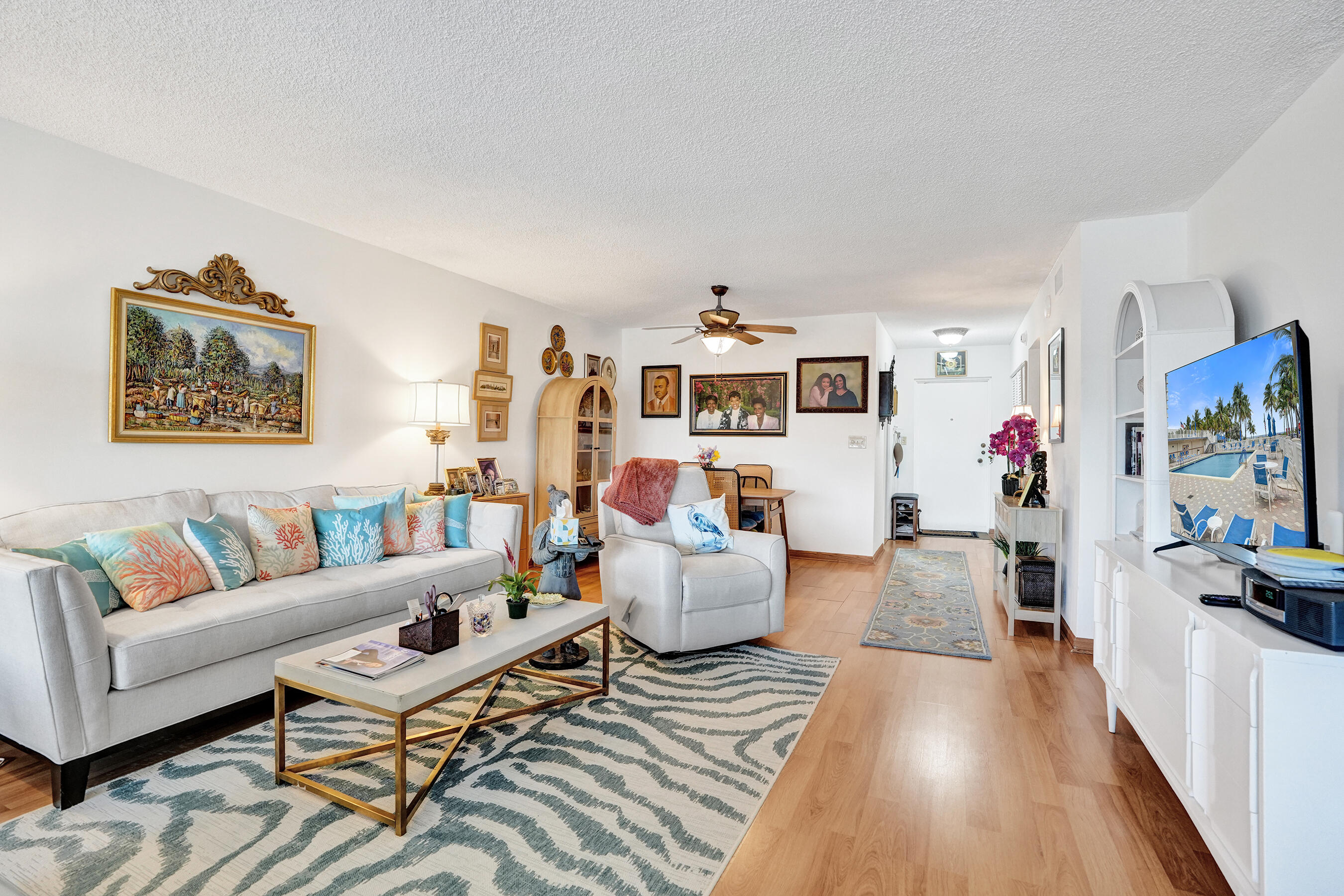 SEA MONARCH CONDO - Residential