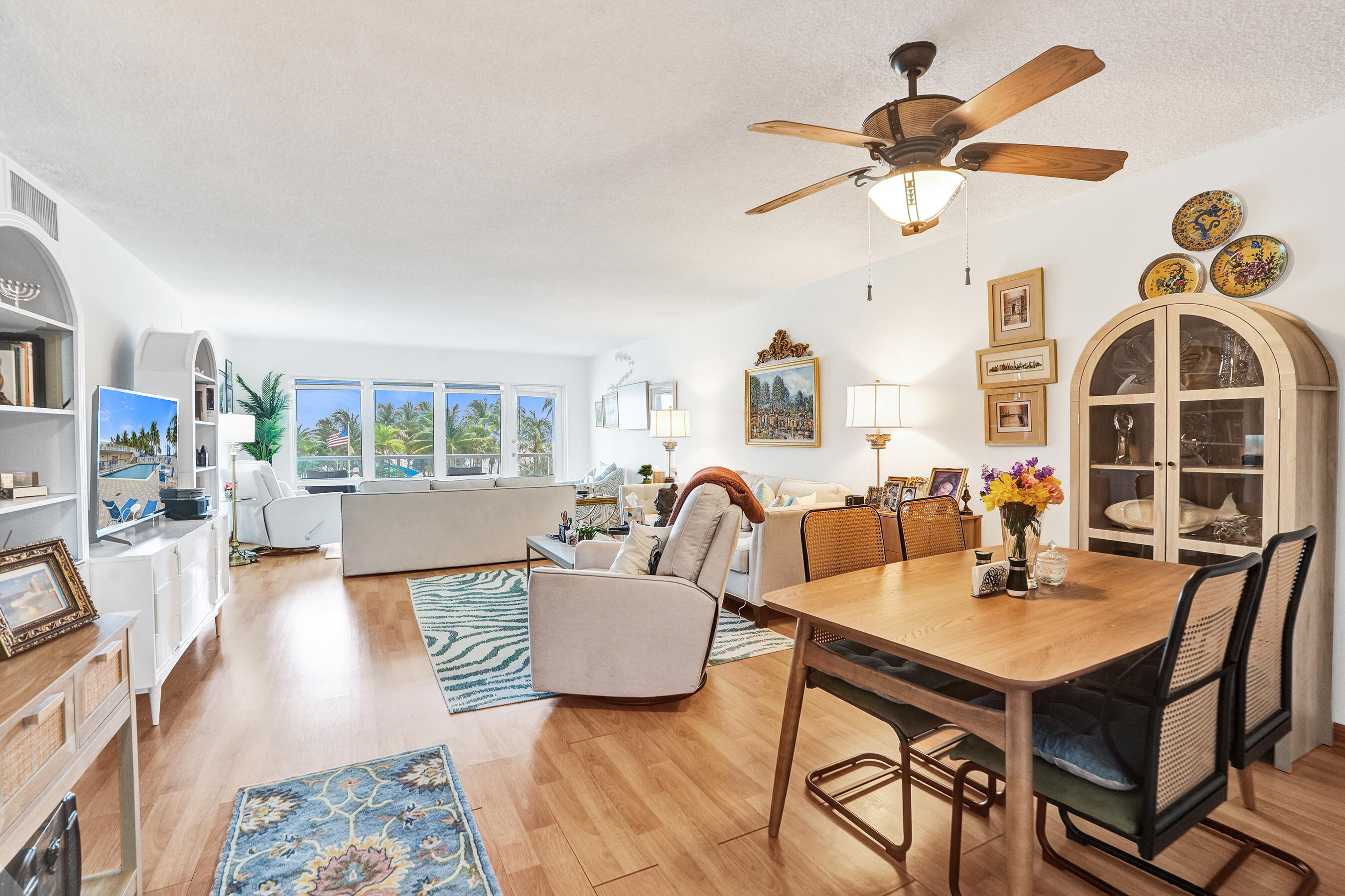 SEA MONARCH CONDO - Residential