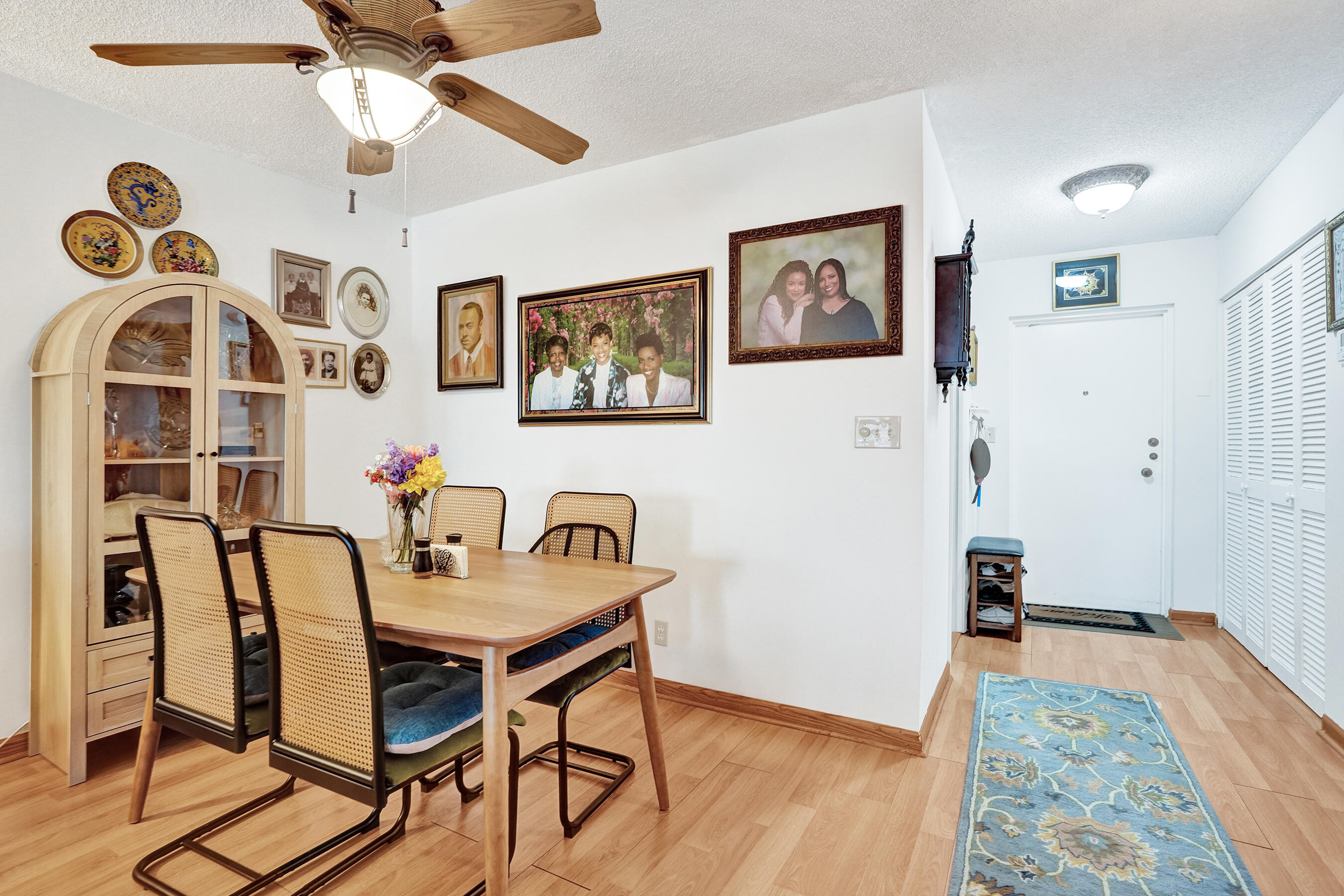 SEA MONARCH CONDO - Residential