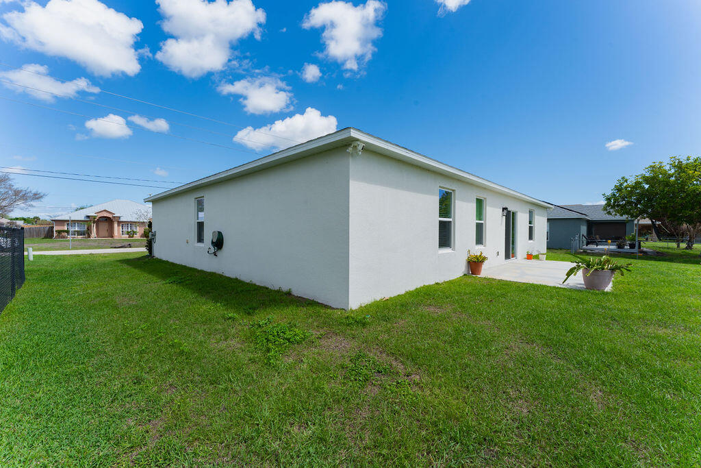 PORT ST LUCIE SECTION 13 - Residential