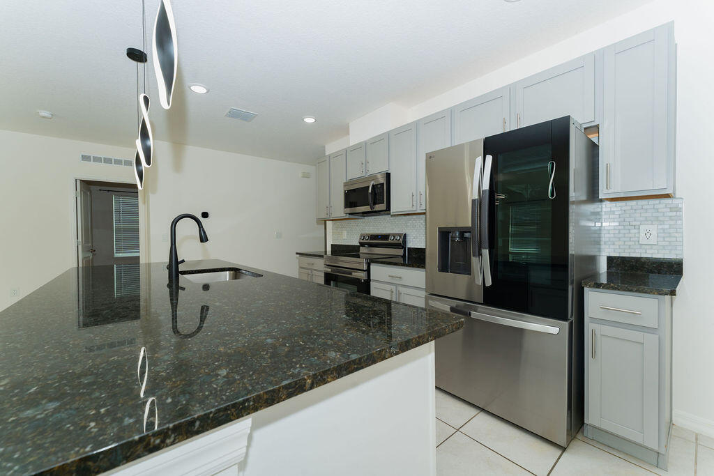 PORT ST LUCIE SECTION 13 - Residential