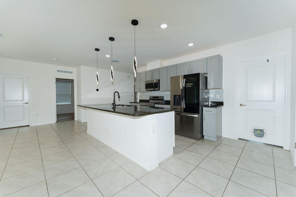PORT ST LUCIE SECTION 13 - Residential