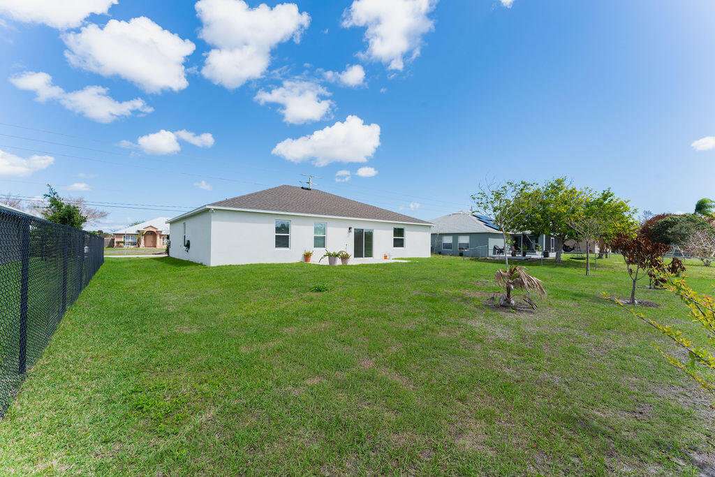 PORT ST LUCIE SECTION 13 - Residential