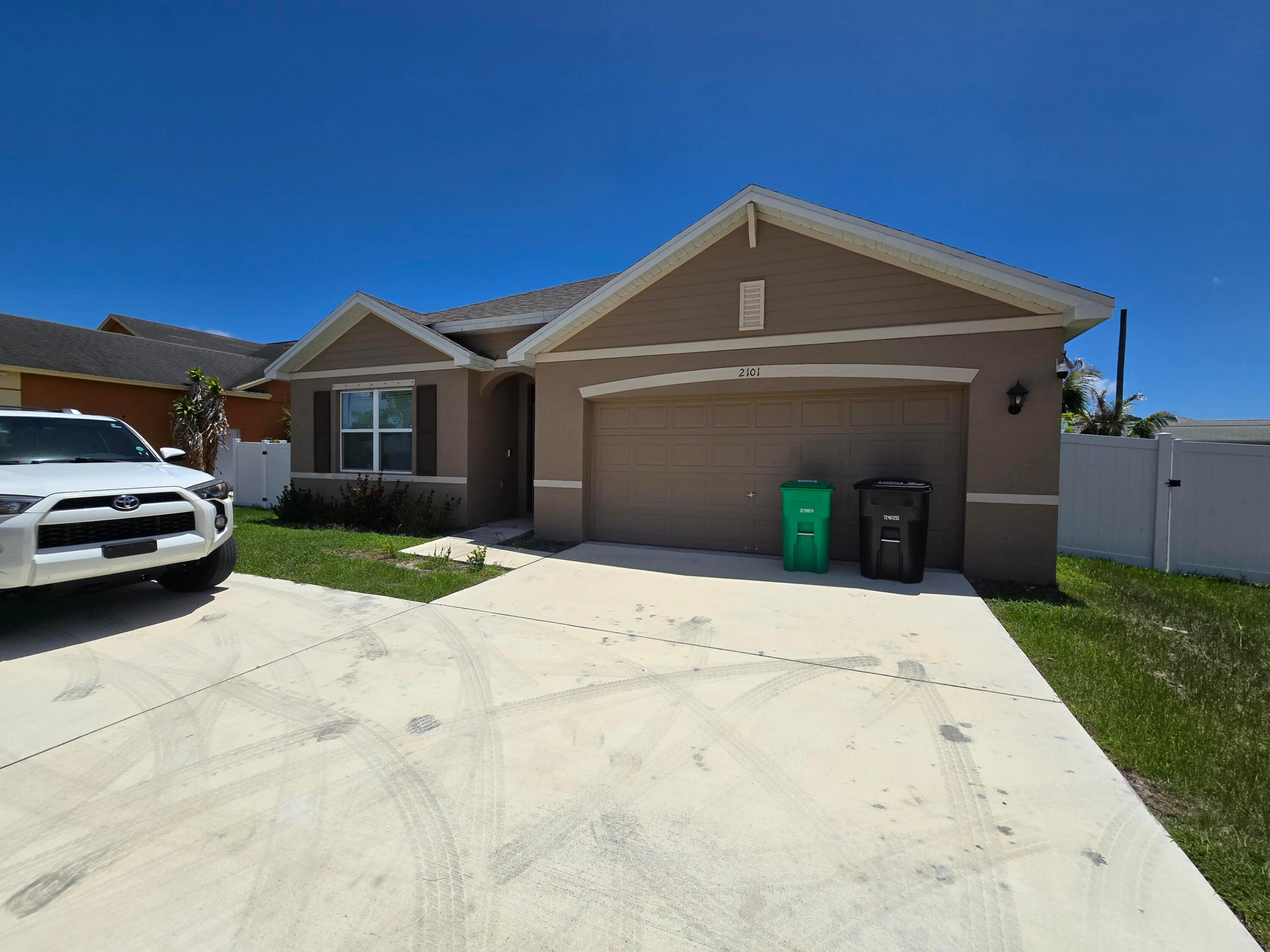 PORT ST LUCIE SECTION 18 - Residential