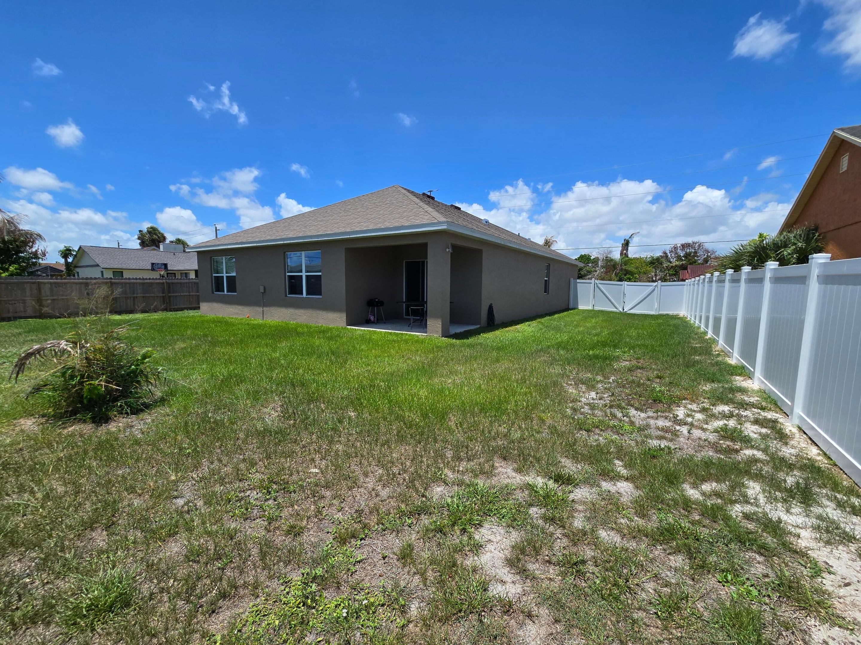 PORT ST LUCIE SECTION 18 - Residential