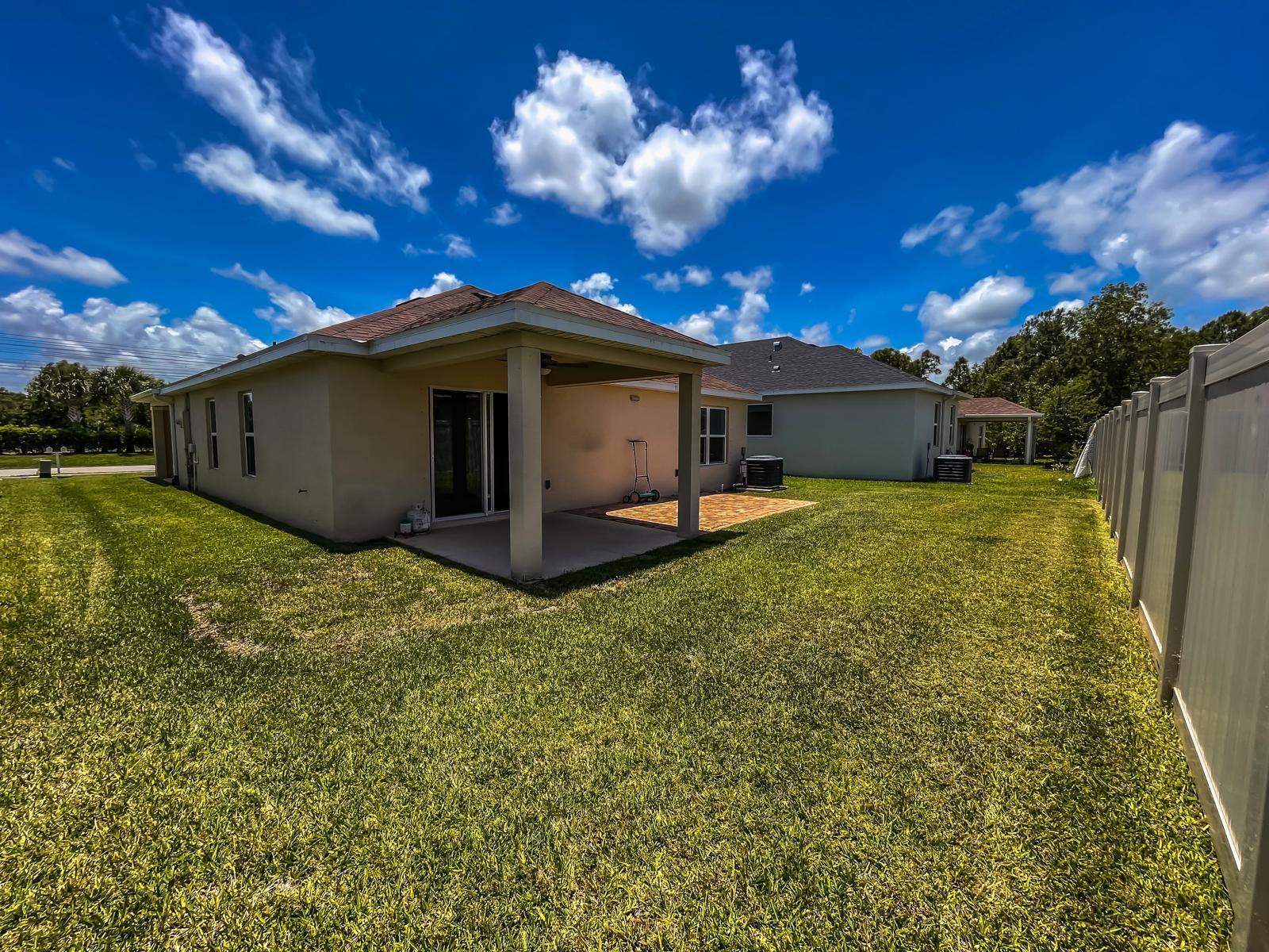 PINE TRACE THIRD REPLAT - Residential Lease