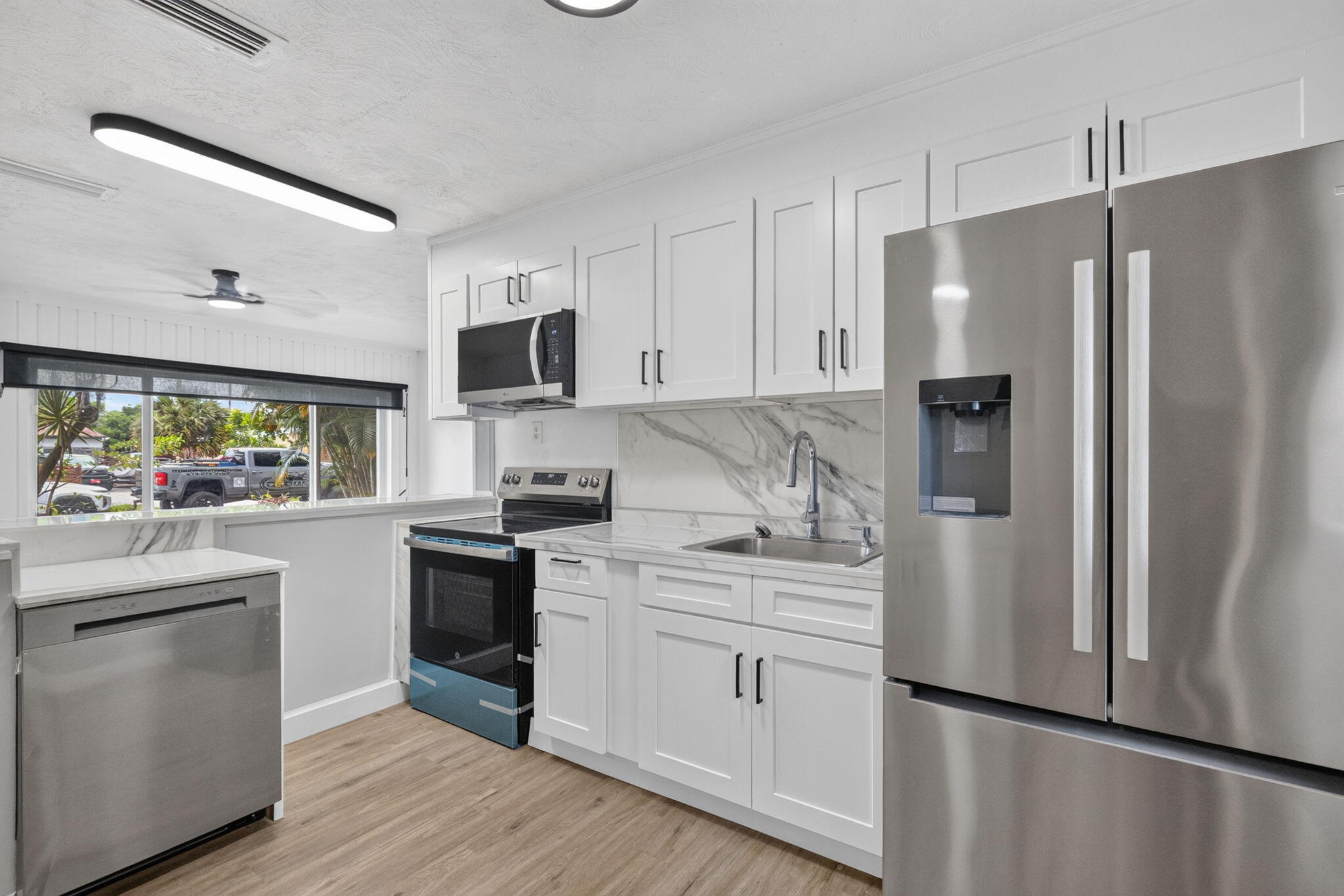 COLLIER ESTATES 1ST ADD - Residential Lease