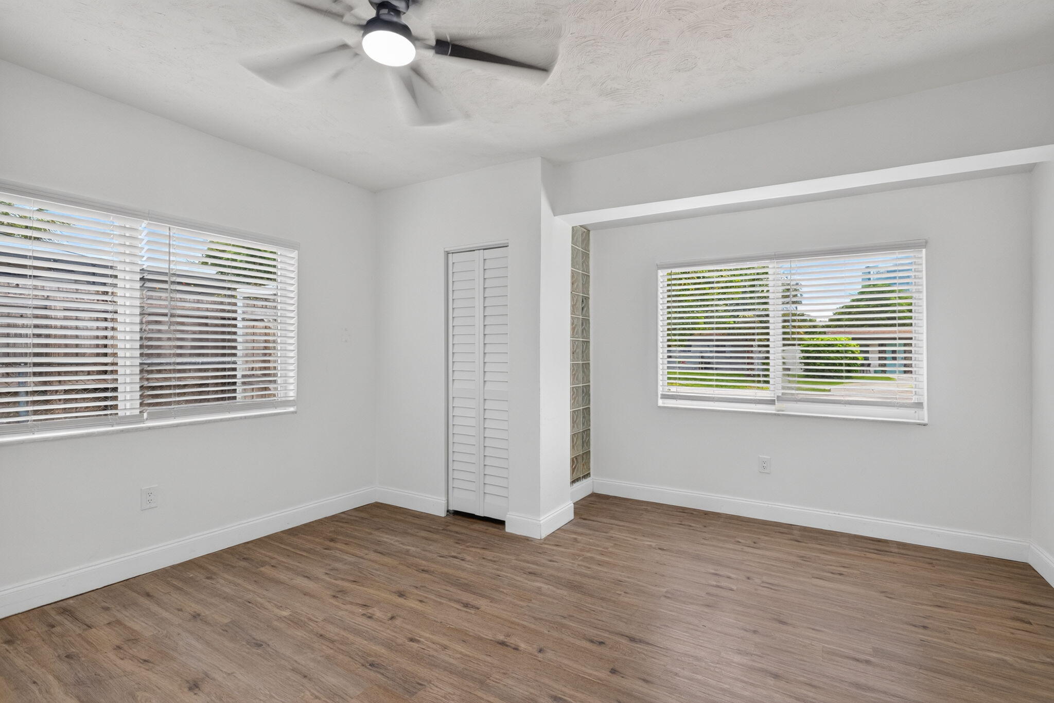 COLLIER ESTATES 1ST ADD - Residential Lease