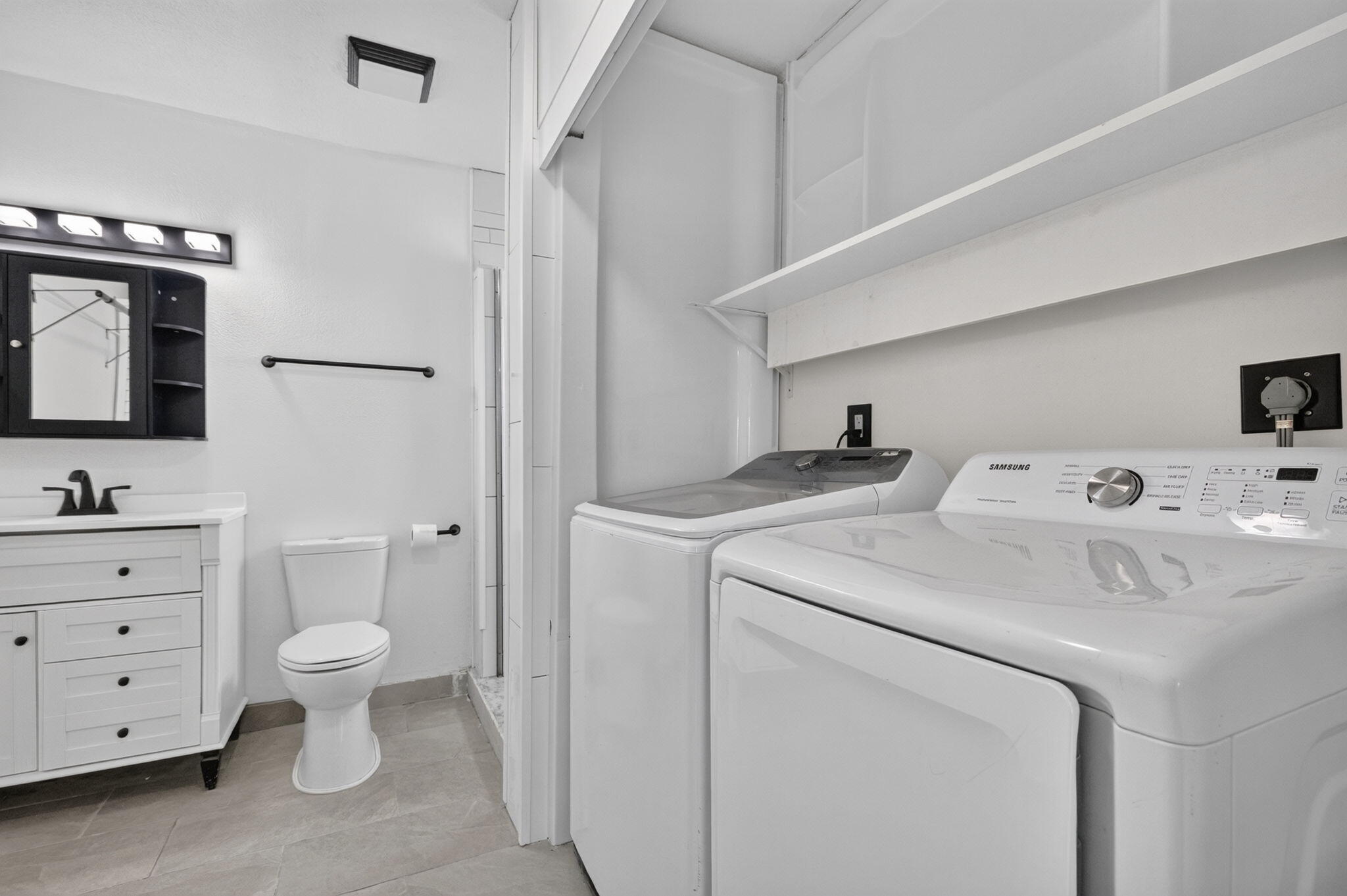 COLLIER ESTATES 1ST ADD - Residential Lease